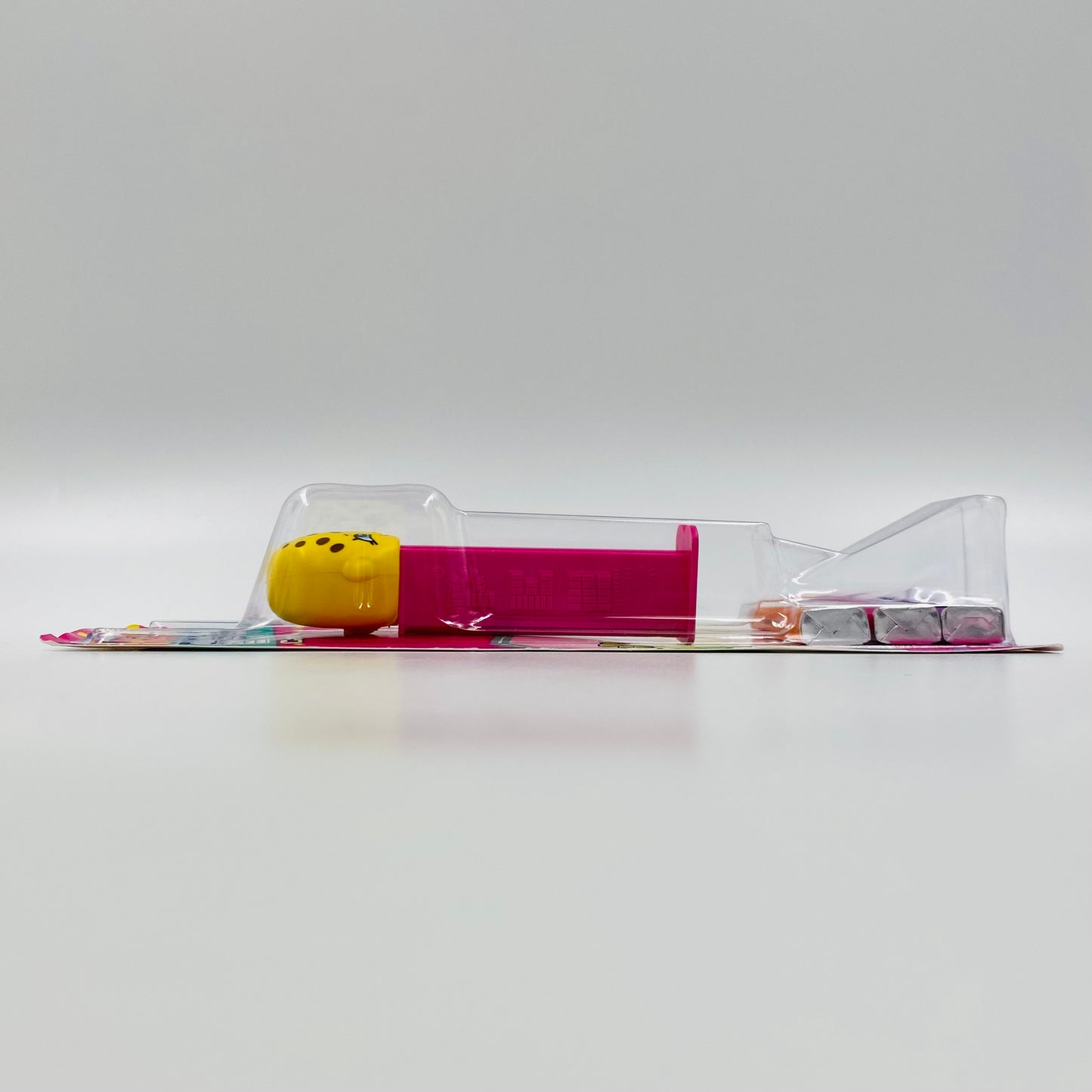 Shopkins Kooky Cookie PEZ dispenser (2018) carded 7.5 Hungary