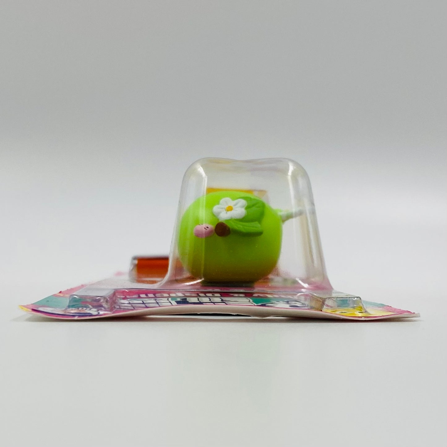 Shopkins Apple Blossom PEZ dispenser (2018) carded 7.5 China