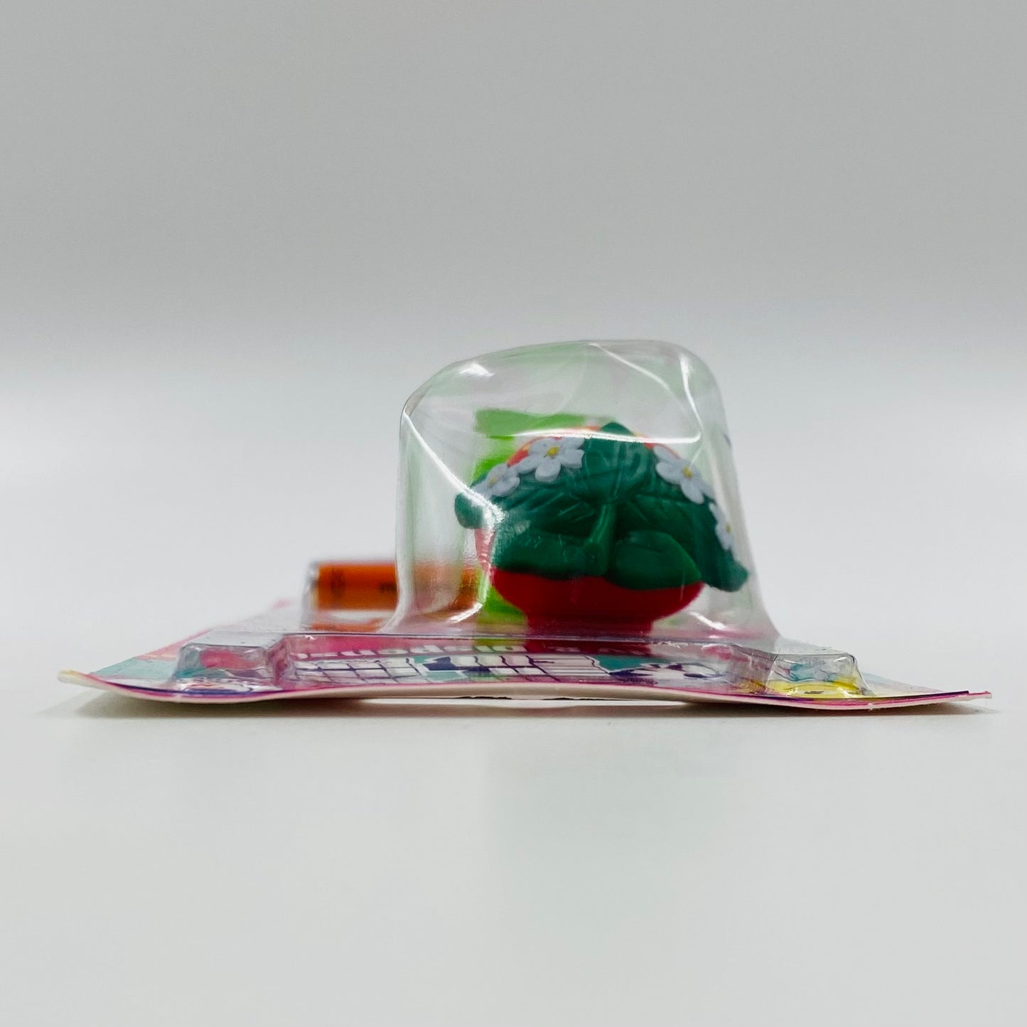 Shopkins Strawberry Kiss PEZ dispenser (2018) carded 7.5 China