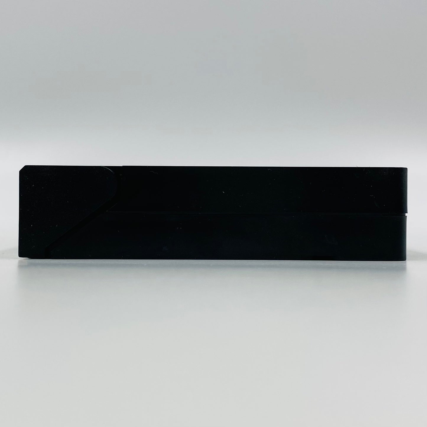 12 Monkeys widescreen edition VHS tape with window decal/sticker (1997) Universal