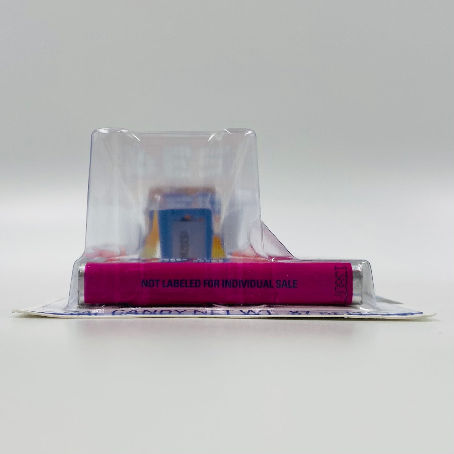 Despicable Me Minion Dave PEZ dispenser (2015) carded 7.5 China