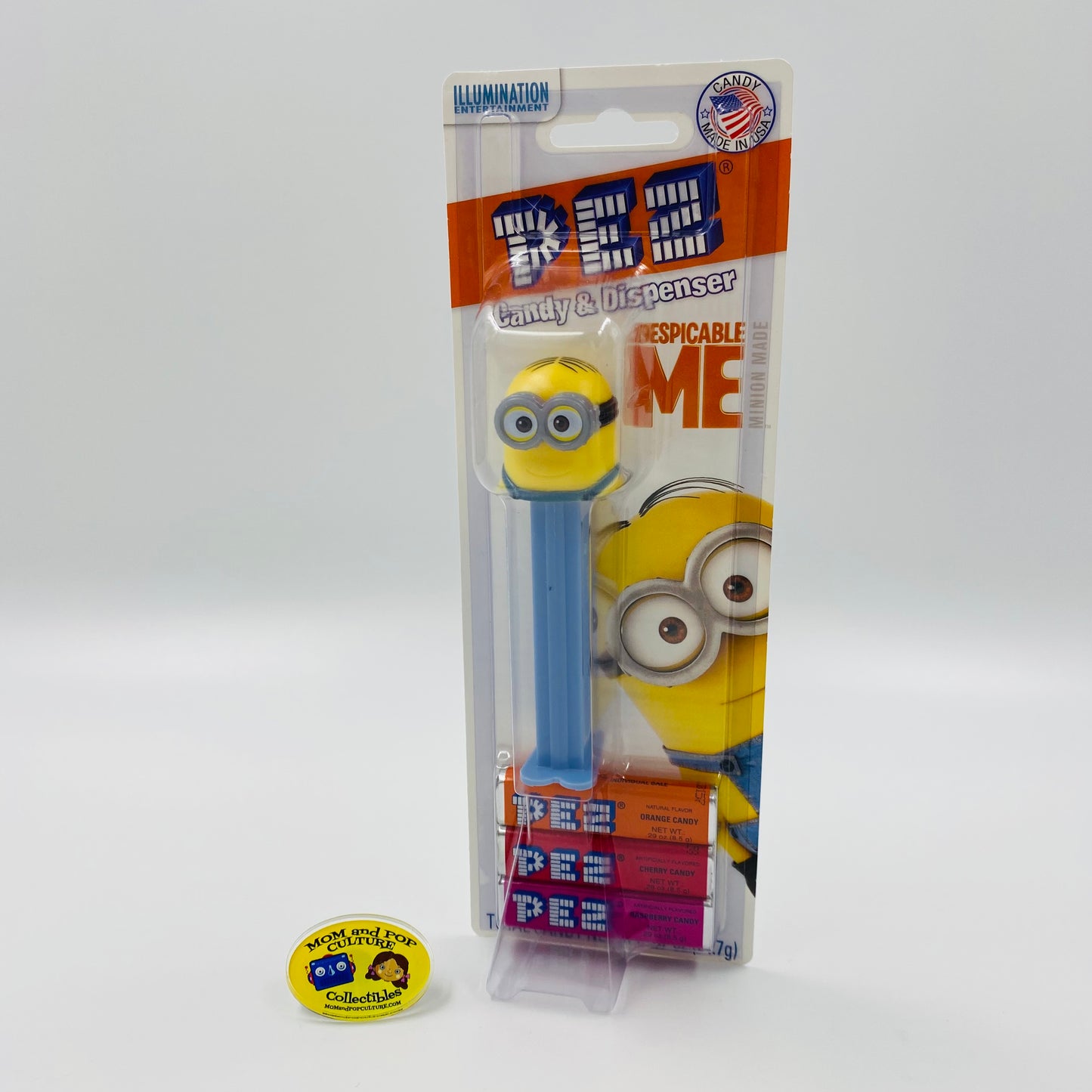 Despicable Me Minion Dave PEZ dispenser (2015) carded 7.5 China