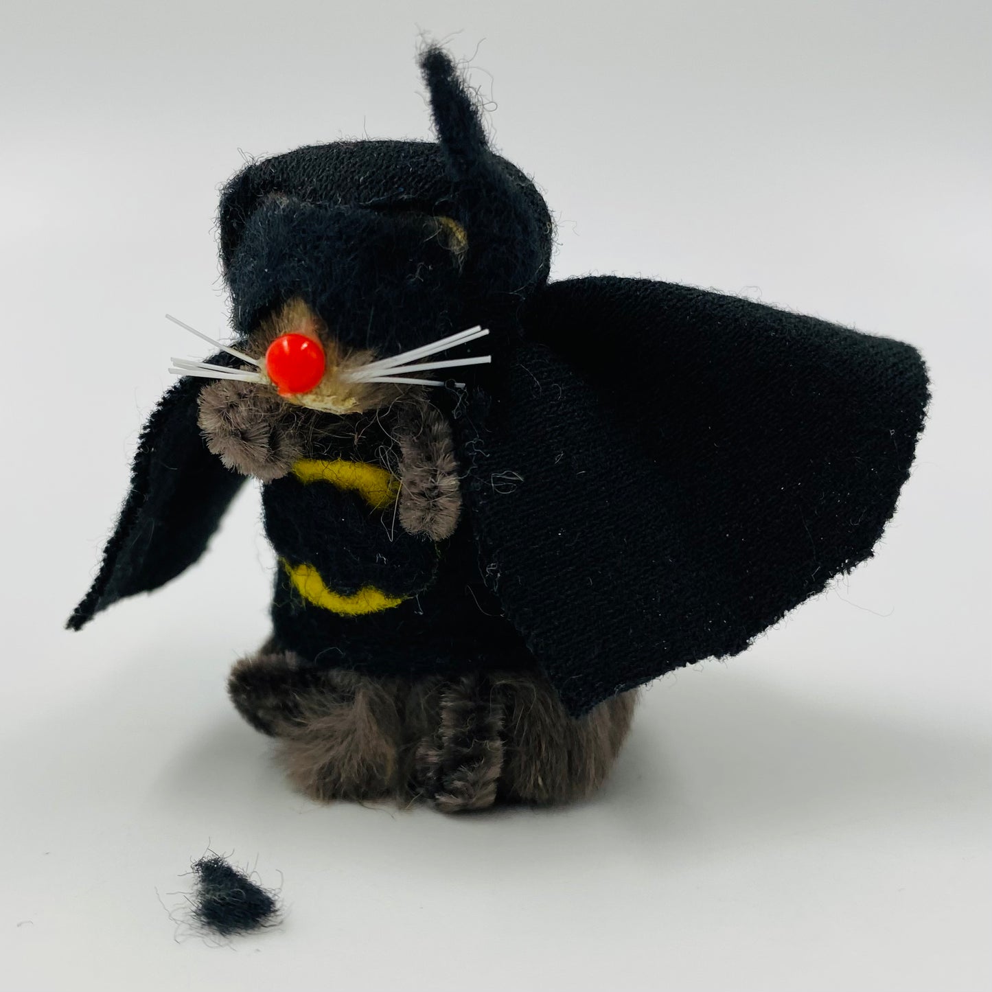 Original Fur Animals W Germany 2” Mouse in CUSTOM Batman costume (1990’s)
