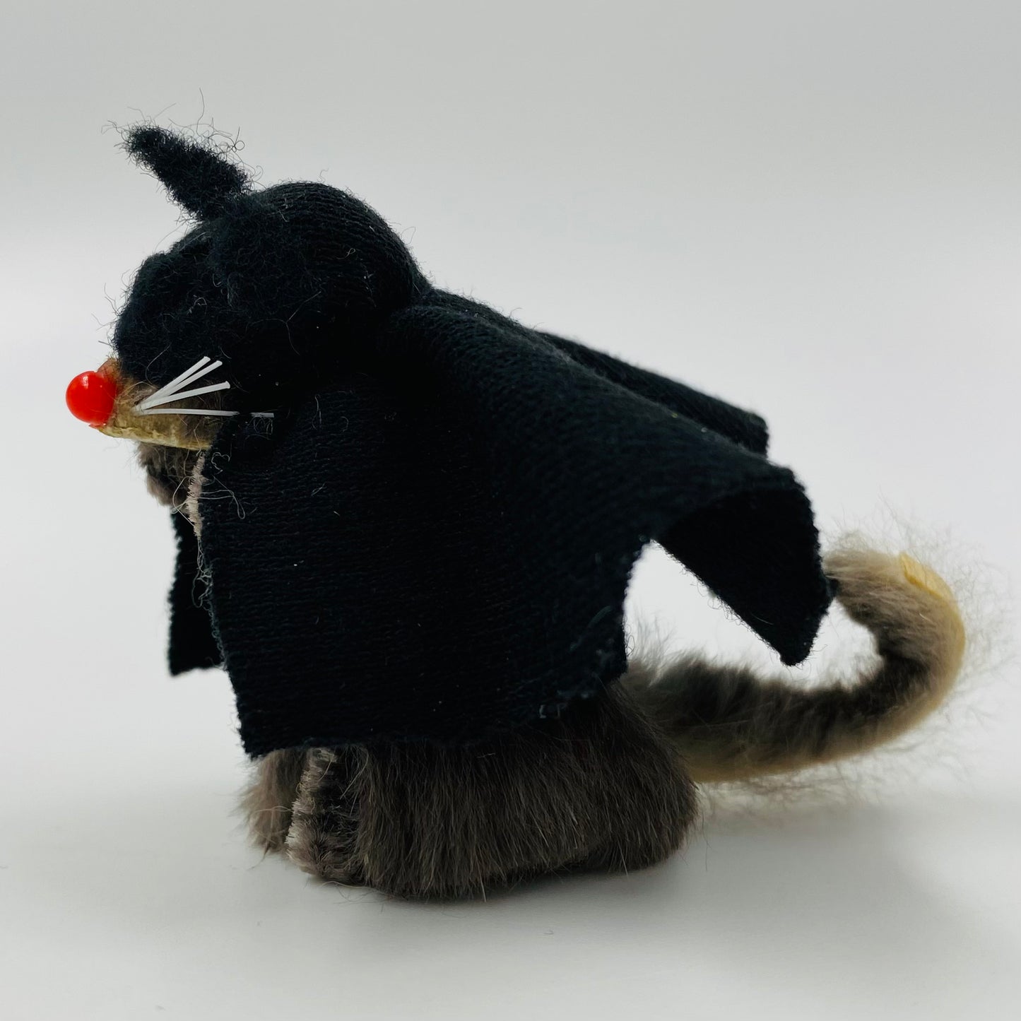 Original Fur Animals W Germany 2” Mouse in CUSTOM Batman costume (1990’s)