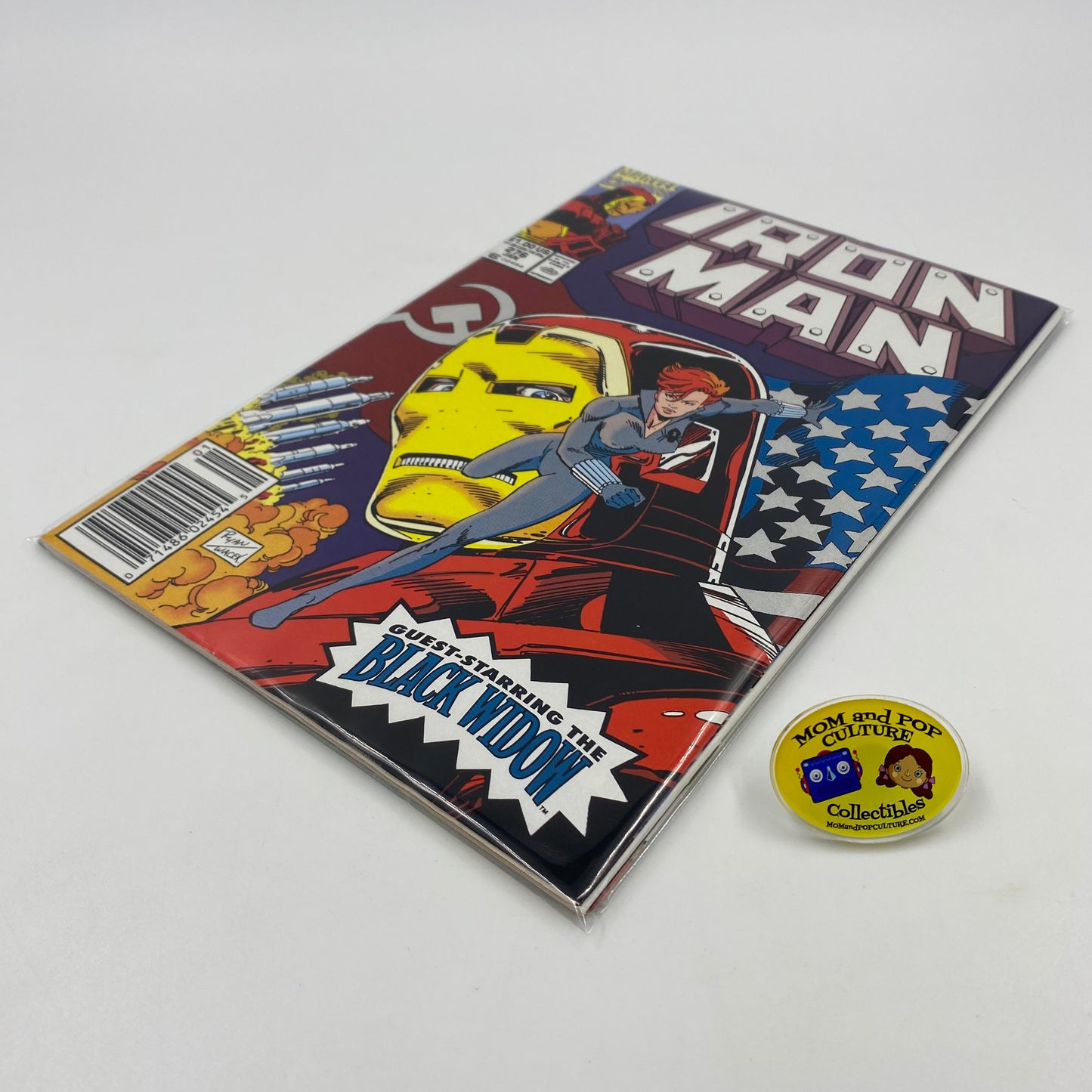 M&PC Marvel Comic Book FUN PACK: Iron Man & Black Widow