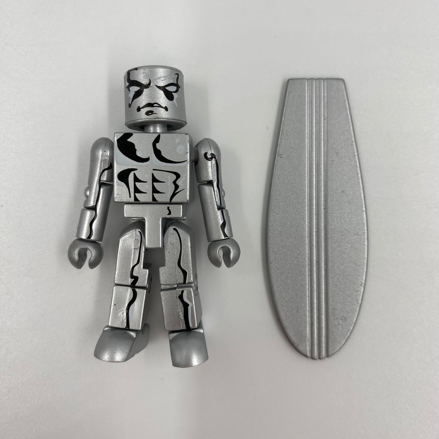 Minimates Marvel Universe Silver Surfer loose 2" action figure (2003) Diamond Select Toys & Art Asylum