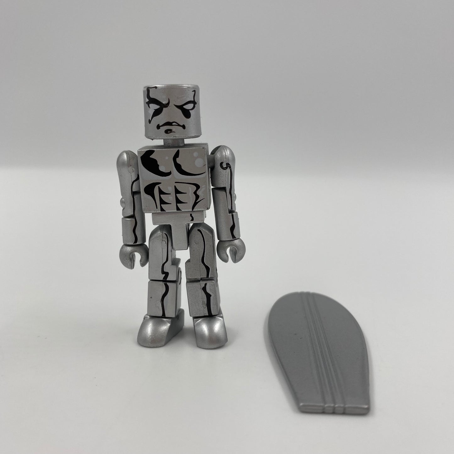 Minimates Marvel Universe Silver Surfer loose 2" action figure (2003) Diamond Select Toys & Art Asylum