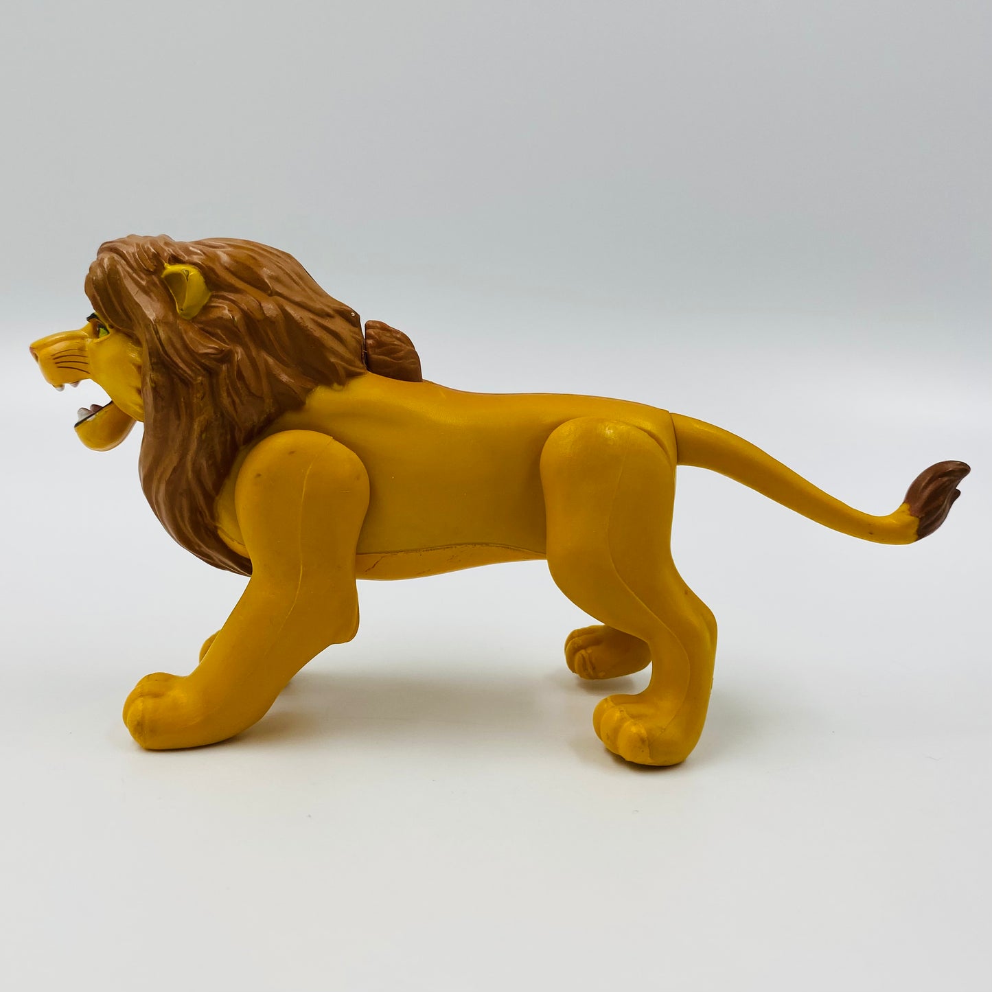 Lion King Fighting Action Mufasa action figure (1994) Mattel