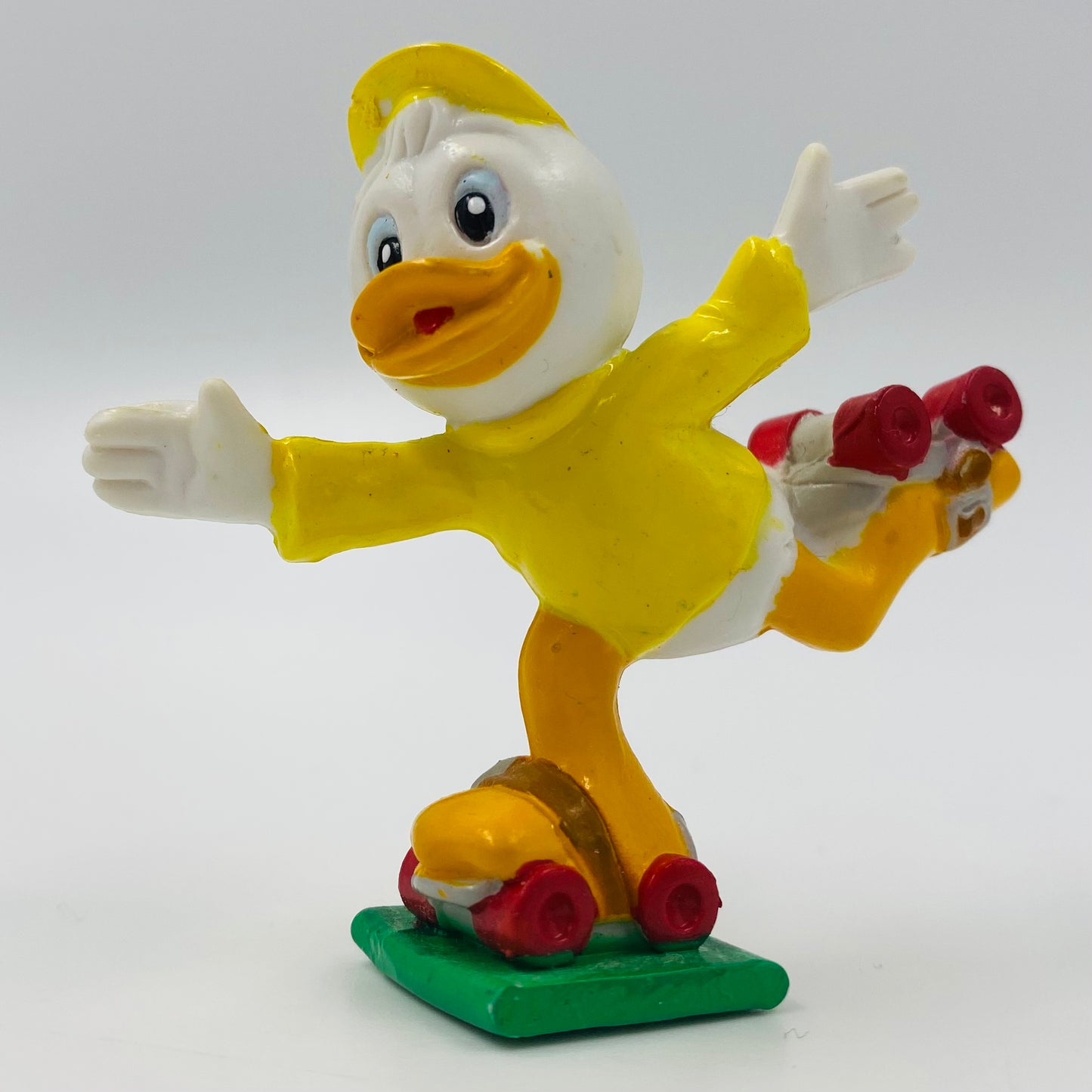 Ducktales Huey Duck (Phooey Duck) McDonald’s Happy Meal under 3 toy (1988) loose