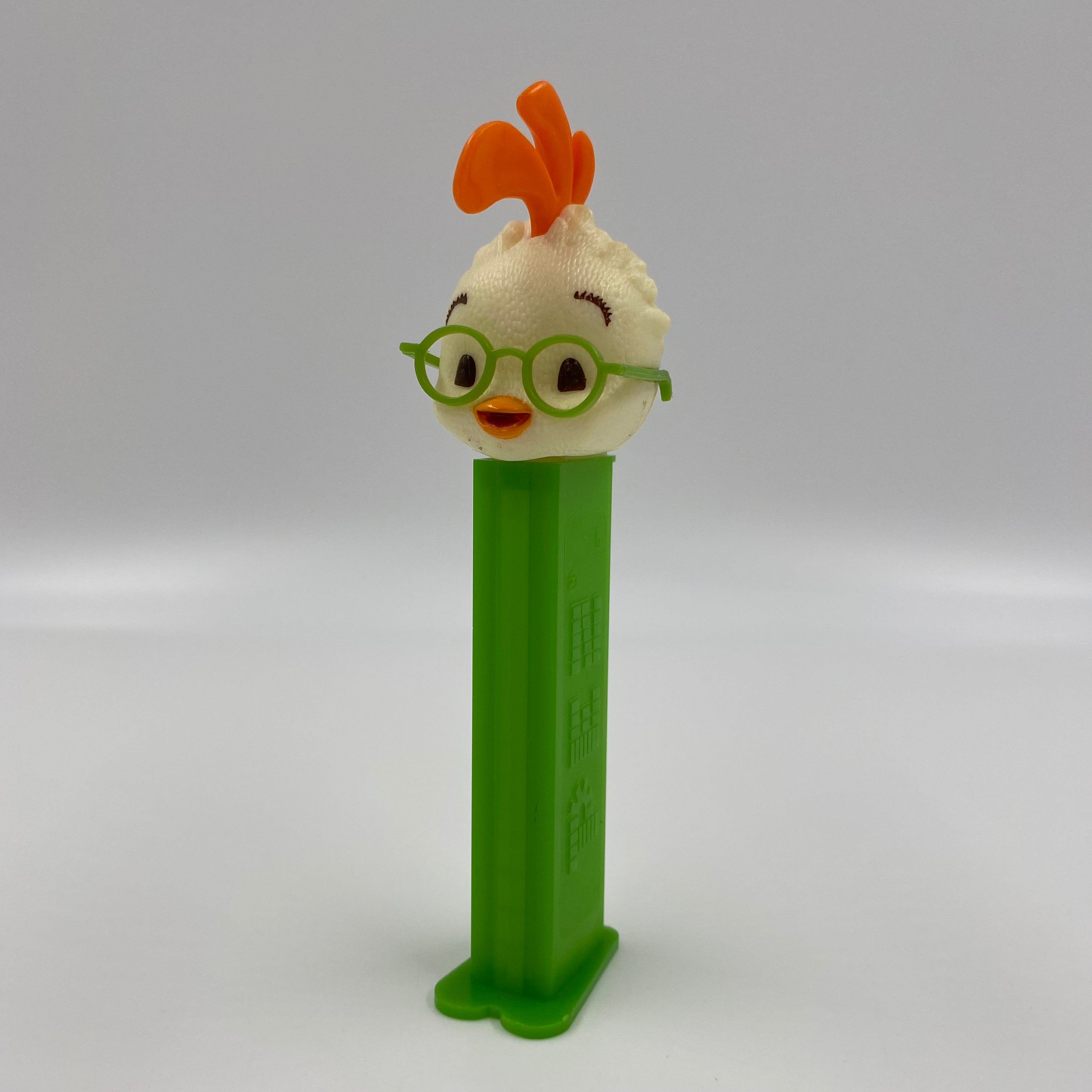 Chicken Little PEZ dispenser (2006) loose 5.9 China – Mom and Pop ...