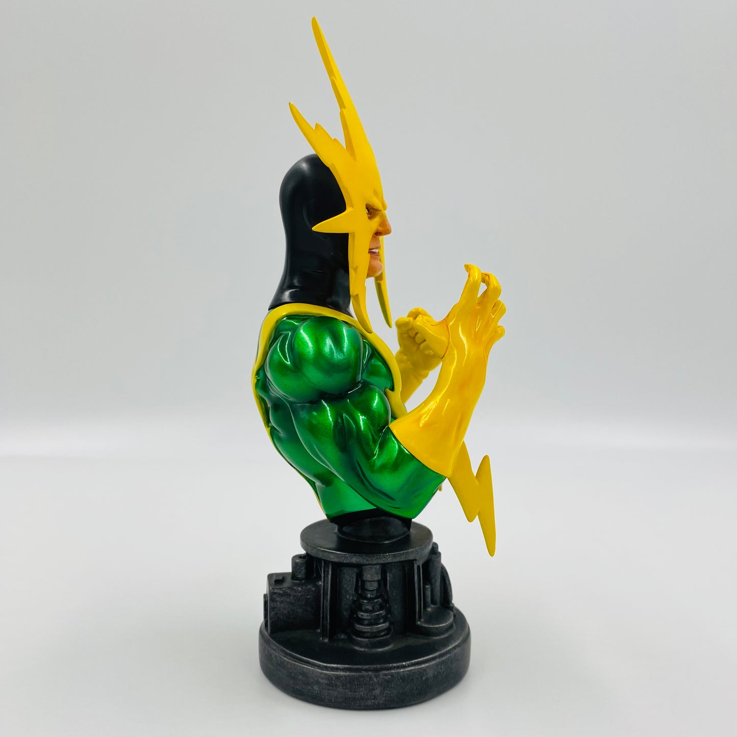 Electro Marvel mini-bust (2005) Bowen Designs