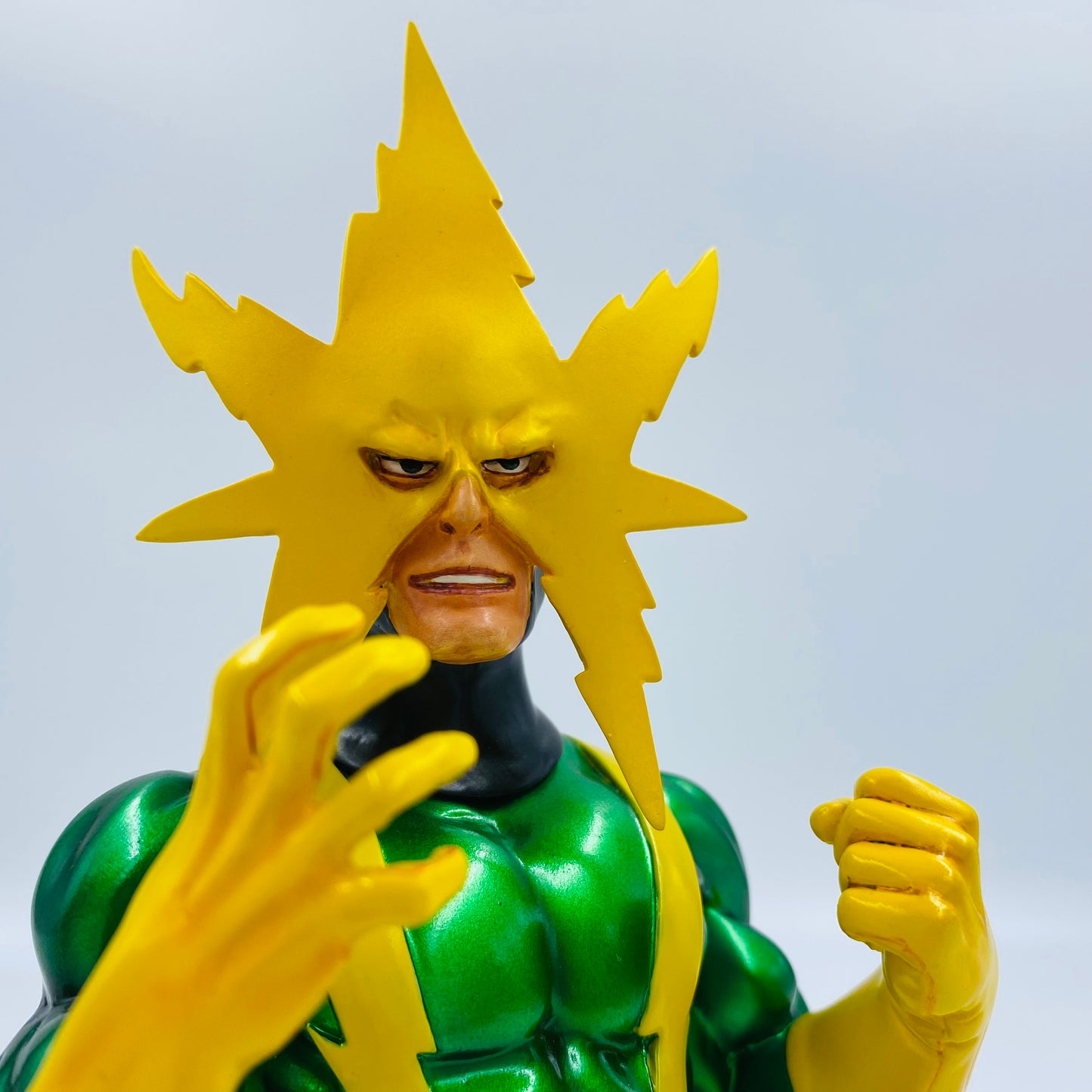 Electro Marvel mini-bust (2005) Bowen Designs