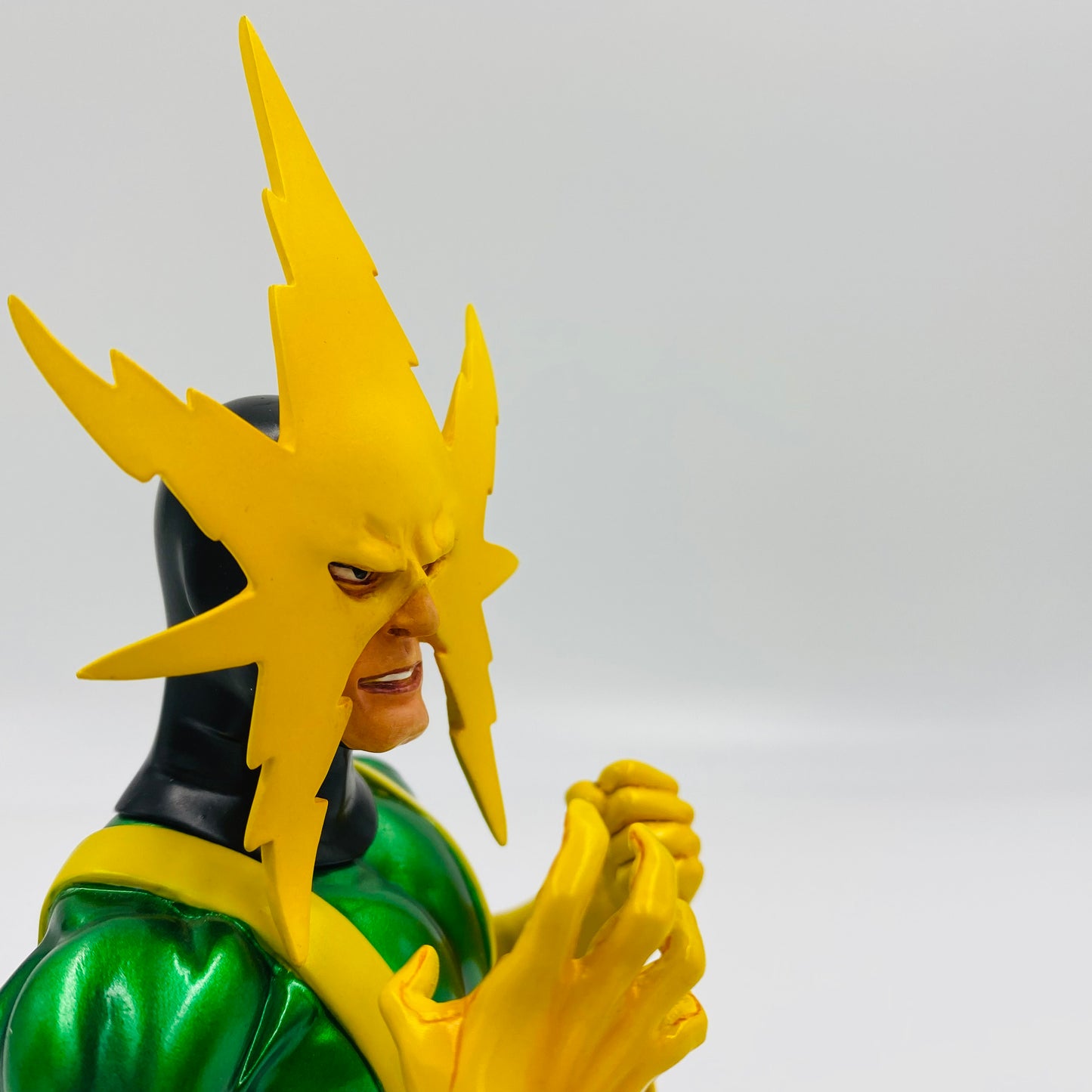 Electro Marvel mini-bust (2005) Bowen Designs