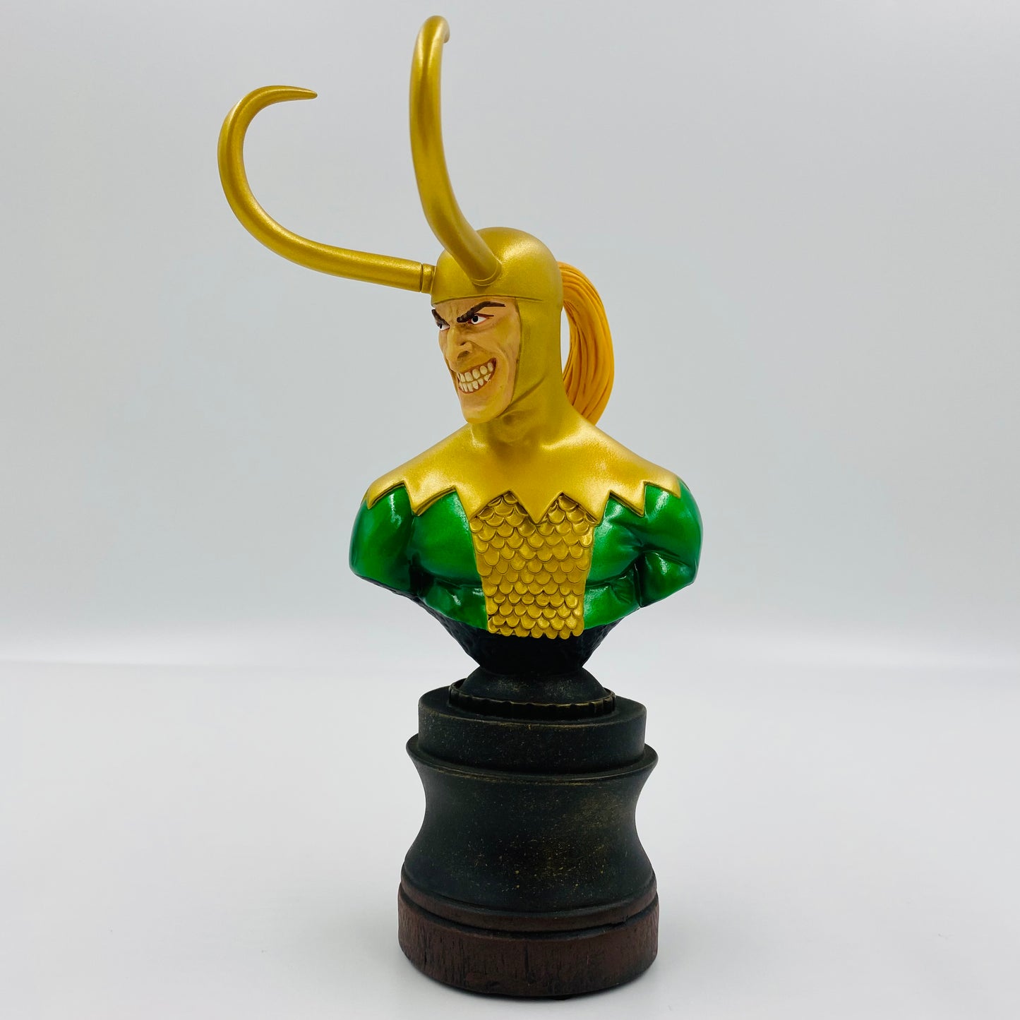 Loki Marvel mini-bust (2002) Bowen Designs