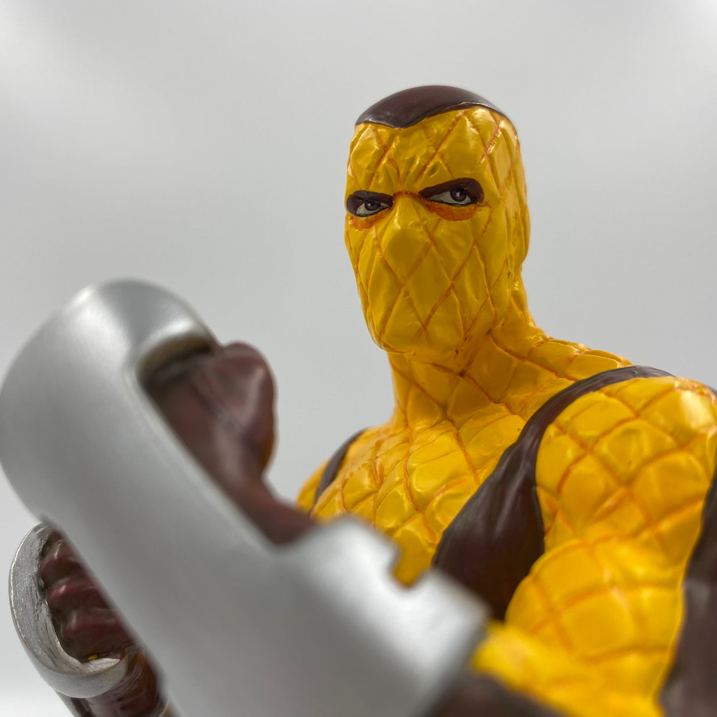 Shocker Marvel Mini bust 2006 Bowen Designs Mom And Pop Culture shocker-marvel-mini-bust-2006-bowen-designs-mom-and-pop-culture