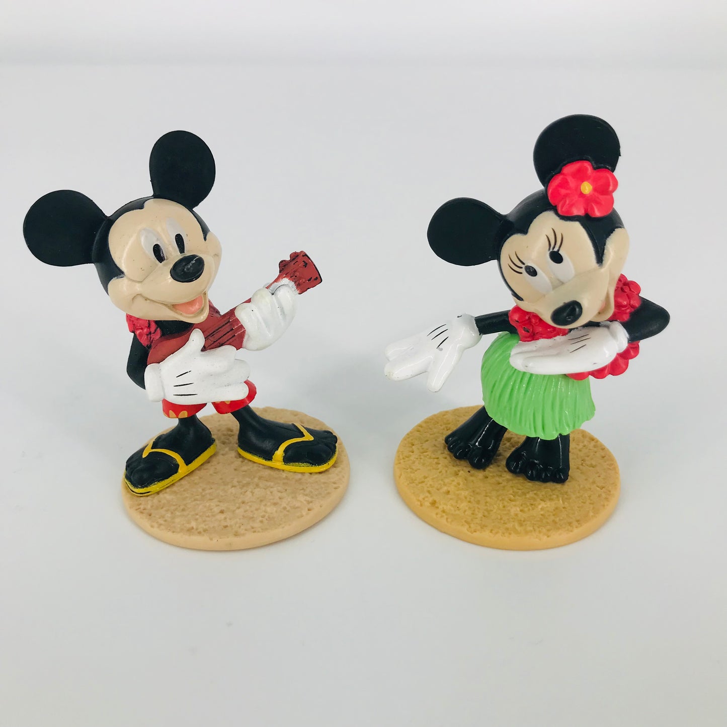 Disney Mickey Mouse and Minnie Mouse Luau/Hula figurines