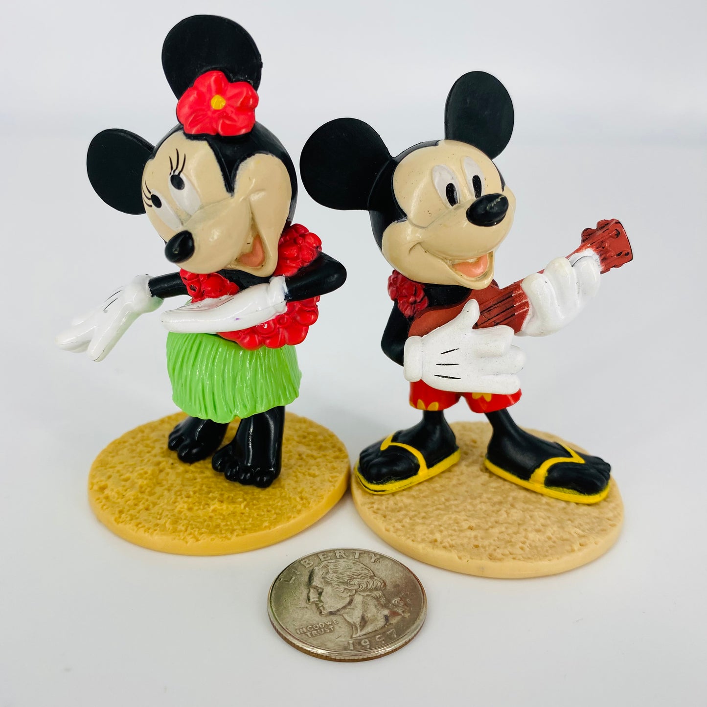 Disney Mickey Mouse and Minnie Mouse Luau/Hula figurines