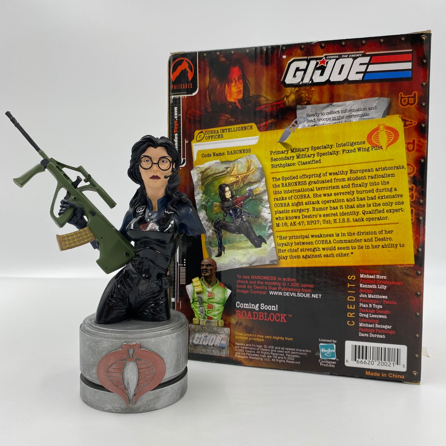 G.I. Joe Baroness mini resin bust (2002) Palisades