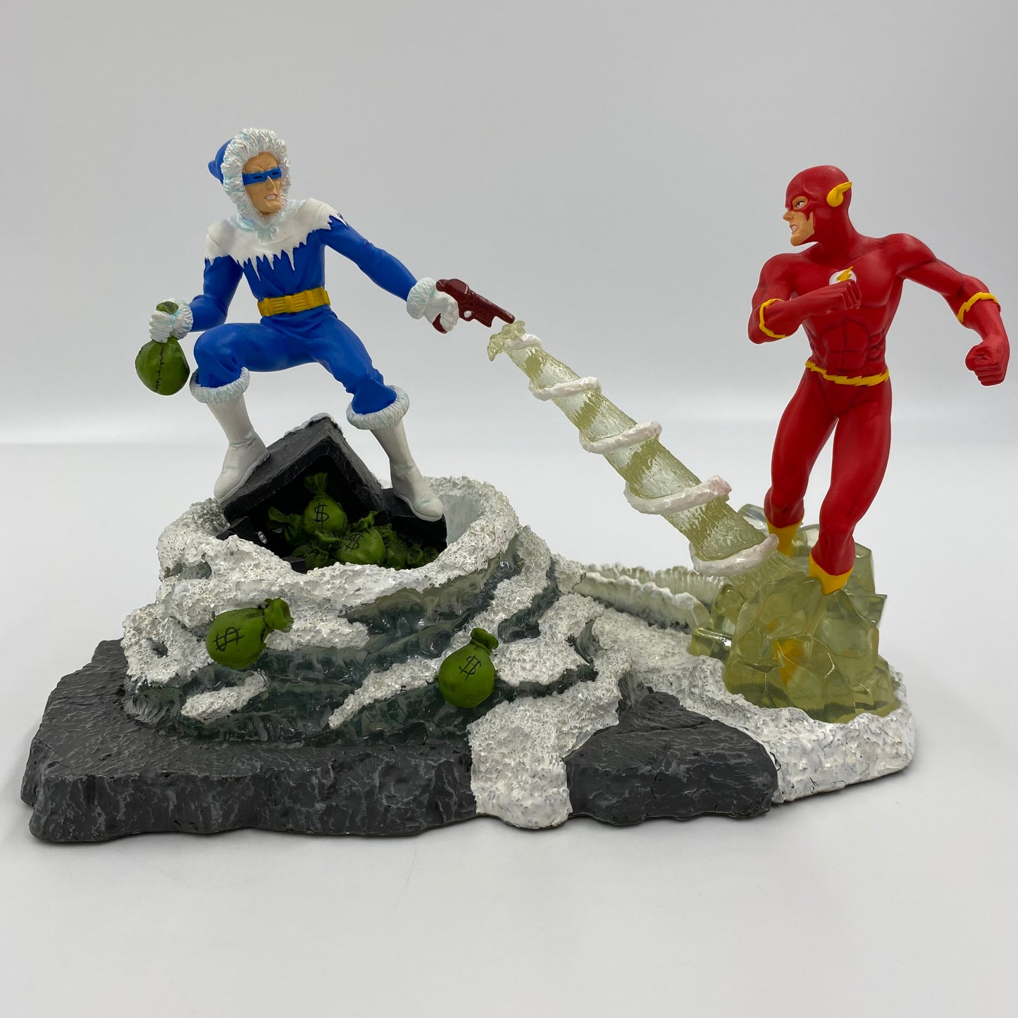 The Flash VS. Captain Cold statue (2001) DC Direct