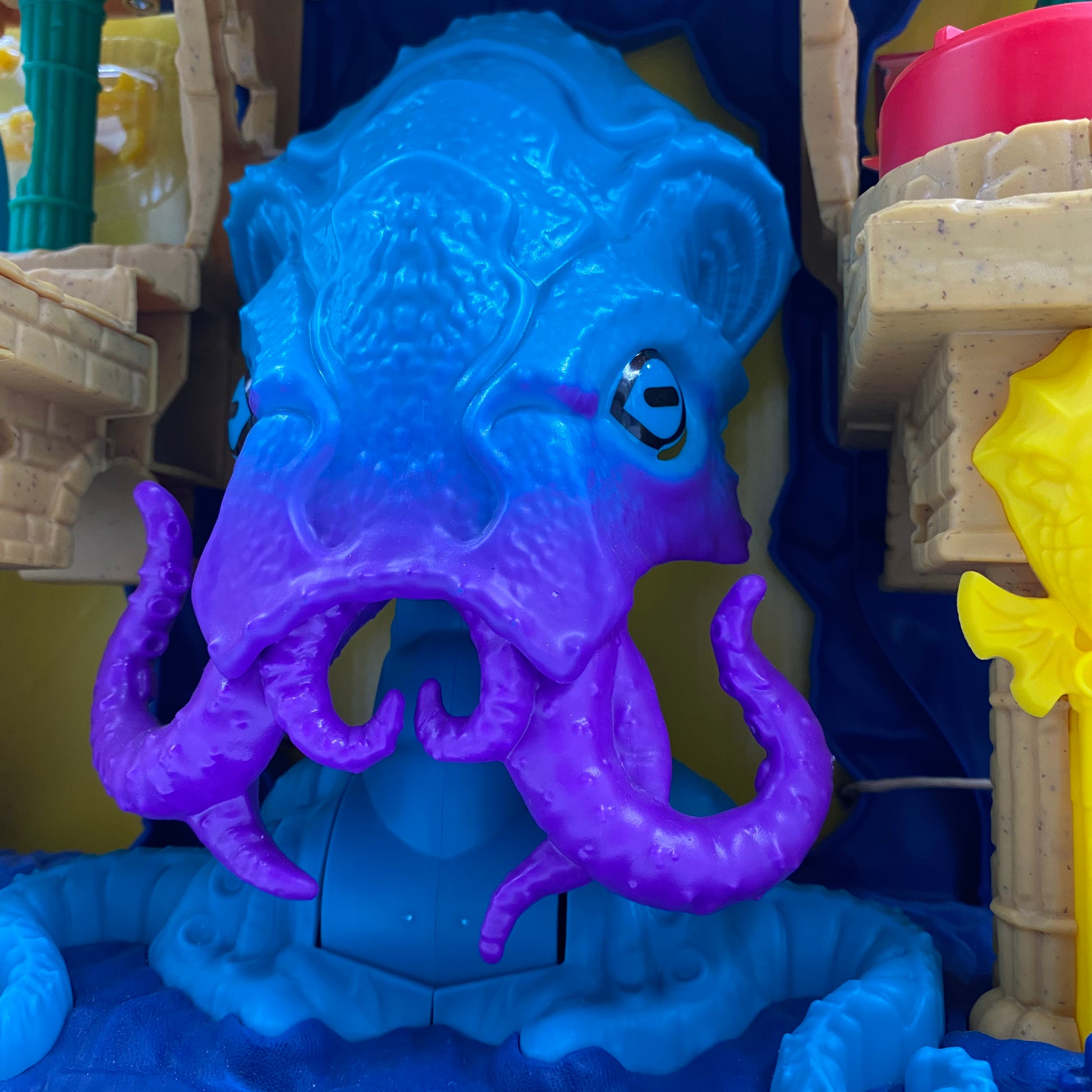 Fisher-Price Imaginext DC Super Friends Aquaman Playset - Underwater Throne Adventure