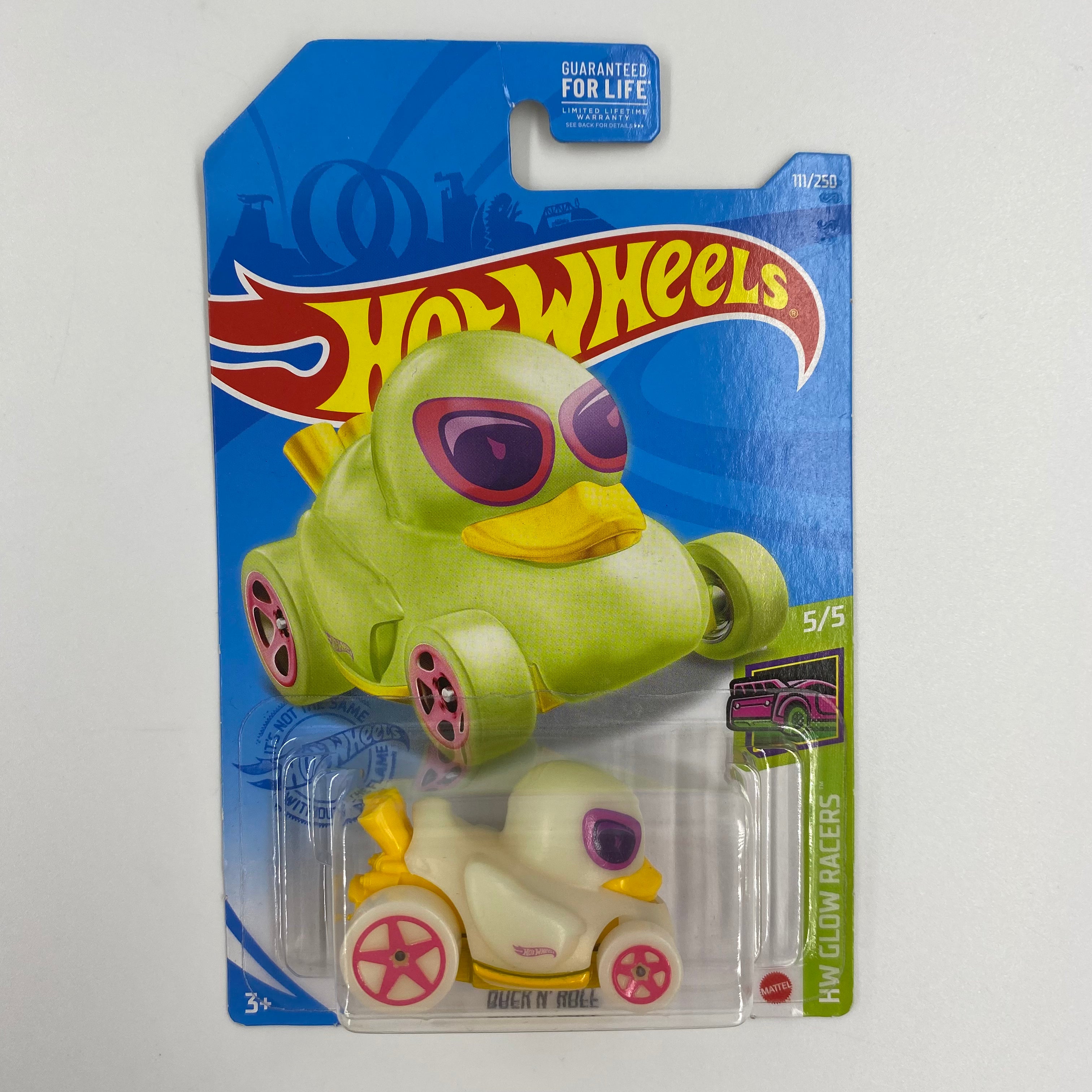 Hot Wheels: HW Glow Racers 5/5 Duck N’ Roll 111/250 carded (2020) Matt ...