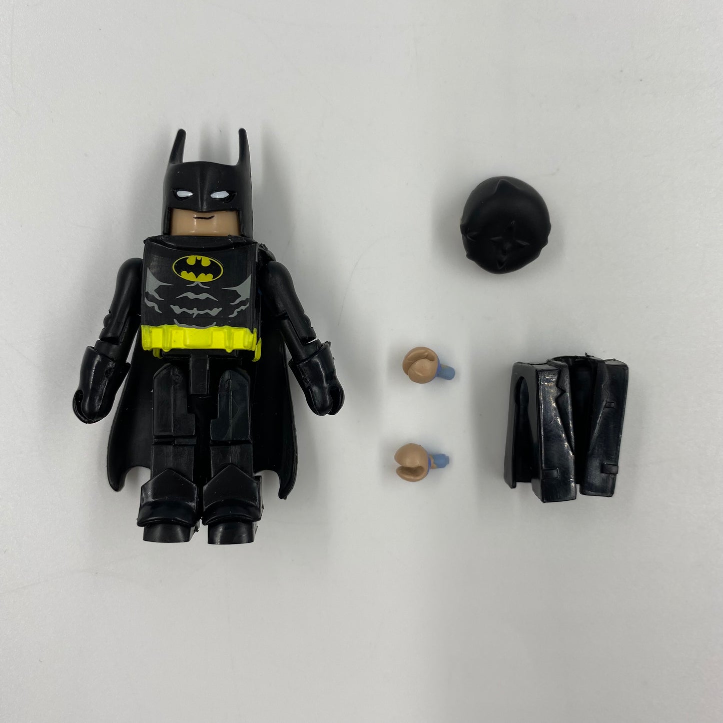 C3 Construction Batman: Stealth Edition Batwing with Pilot Batman and Bruce Wayne Minimates figures (2004) Play Along/JAKKS Pacific & Art Asylum