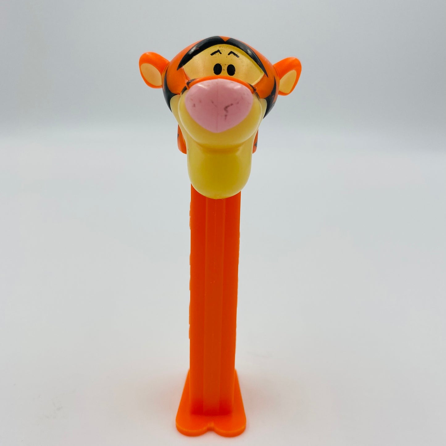 Winnie the Pooh gray neck Tigger PEZ dispenser (2001) loose