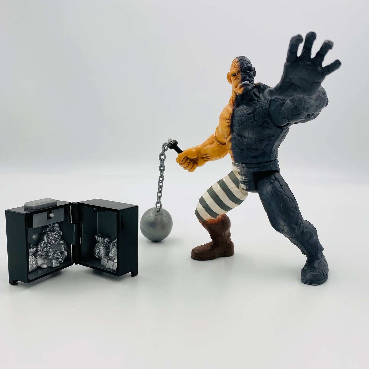 Incredible Hulk Transformations Absorbing Man loose 7" action figure (1997) Toy Biz