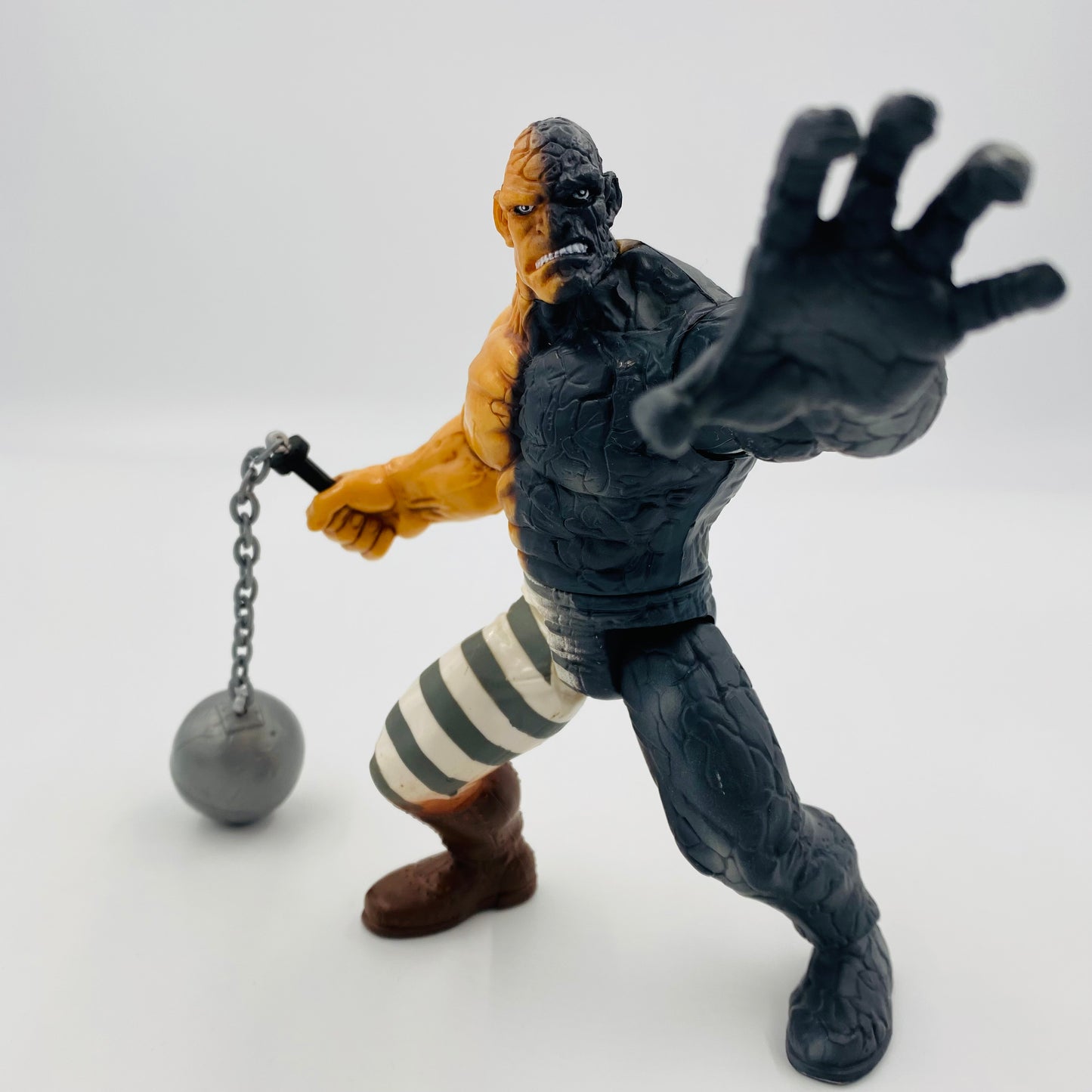 Incredible Hulk Transformations Absorbing Man loose 7" action figure (1997) Toy Biz