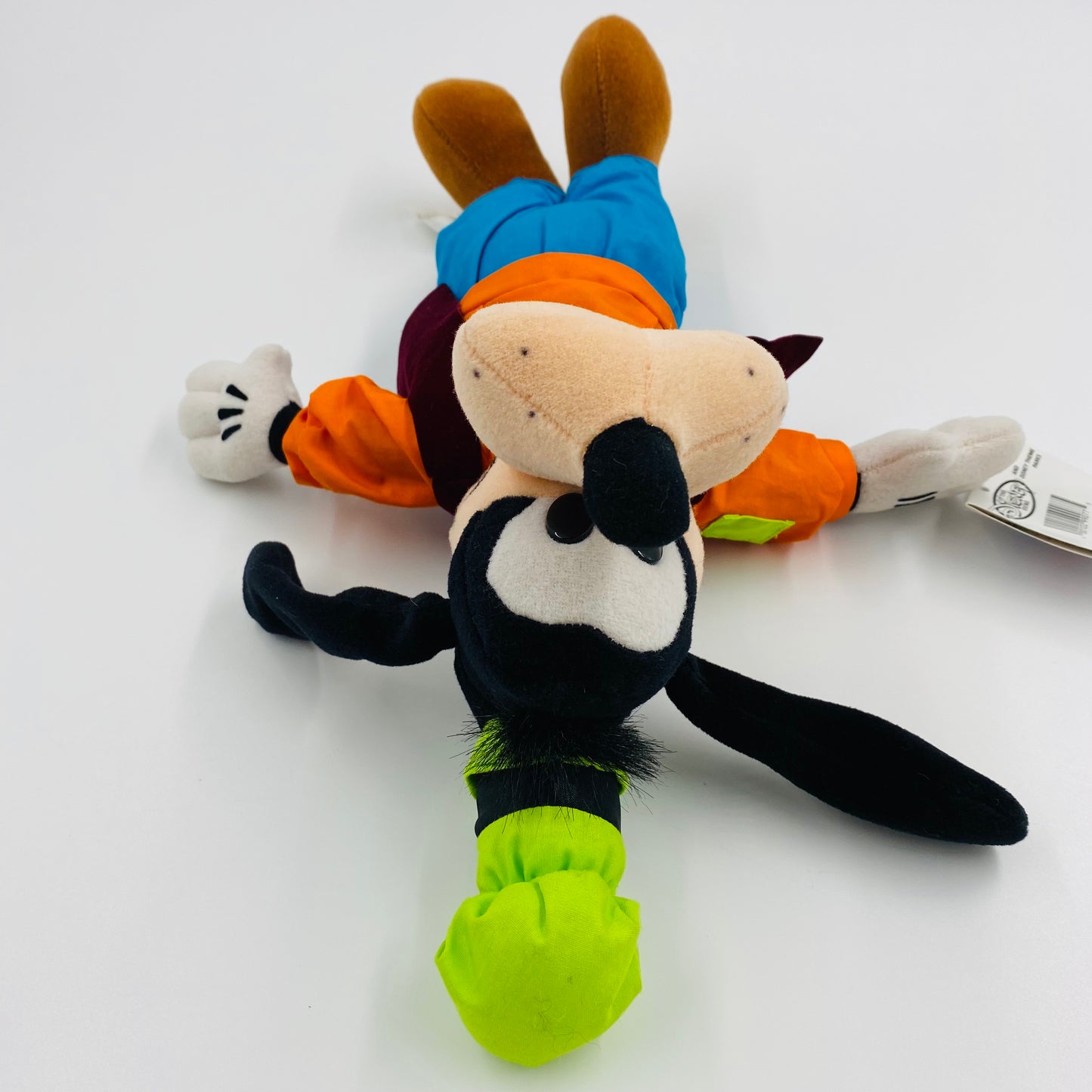 Goofy 14” plush (late 1990’s) Disney Store