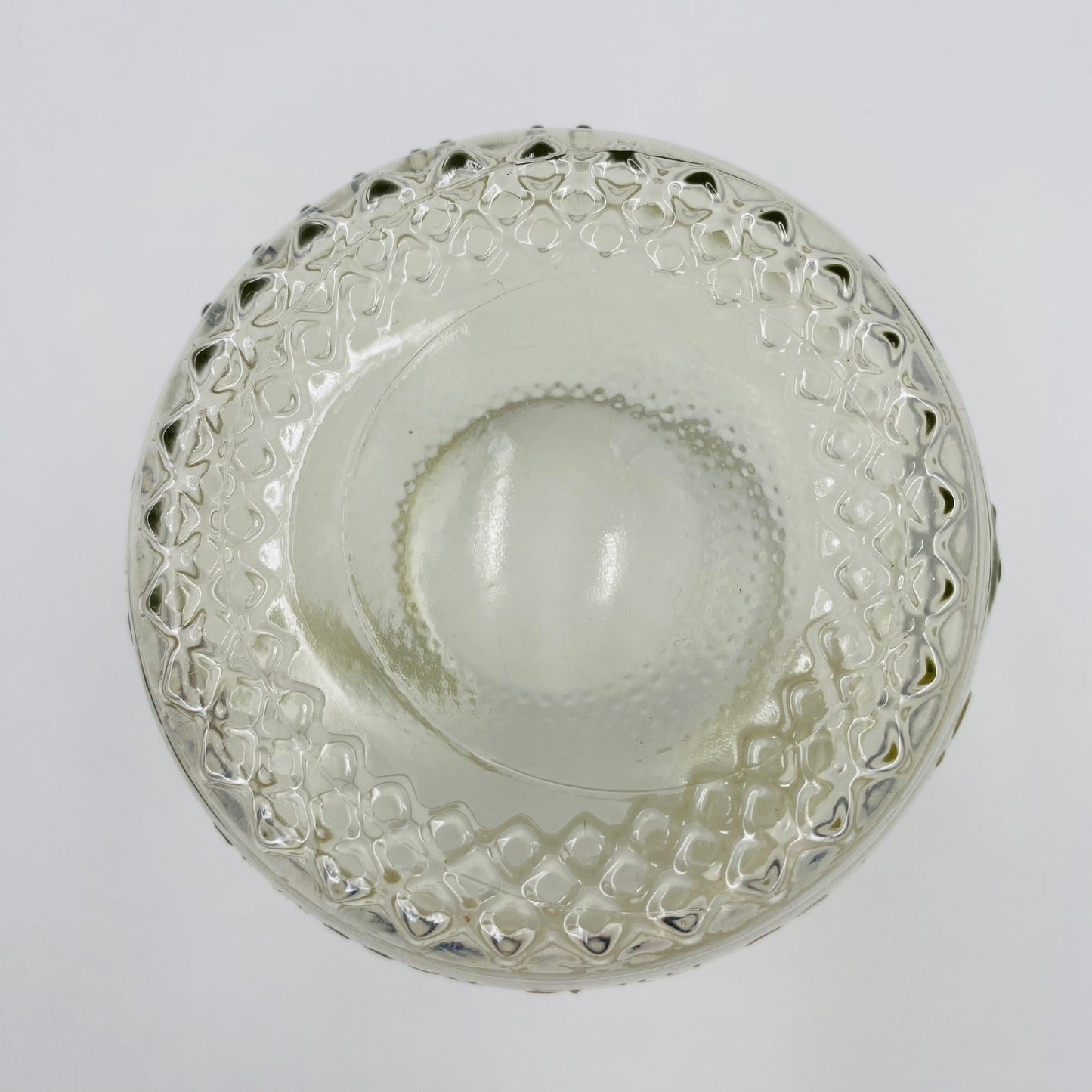 Minnies Bake Shop 750 ml glass