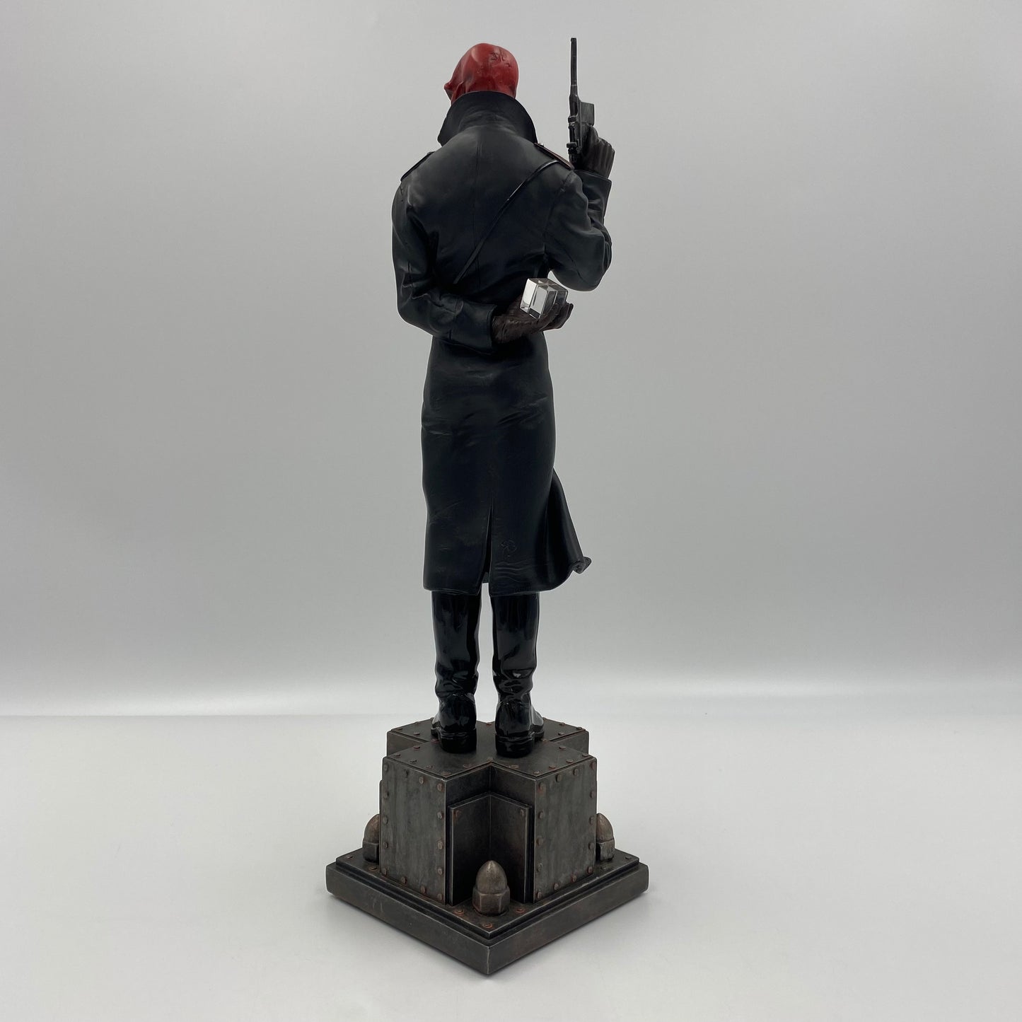 Red Skull statue (2006) Bowen Designs