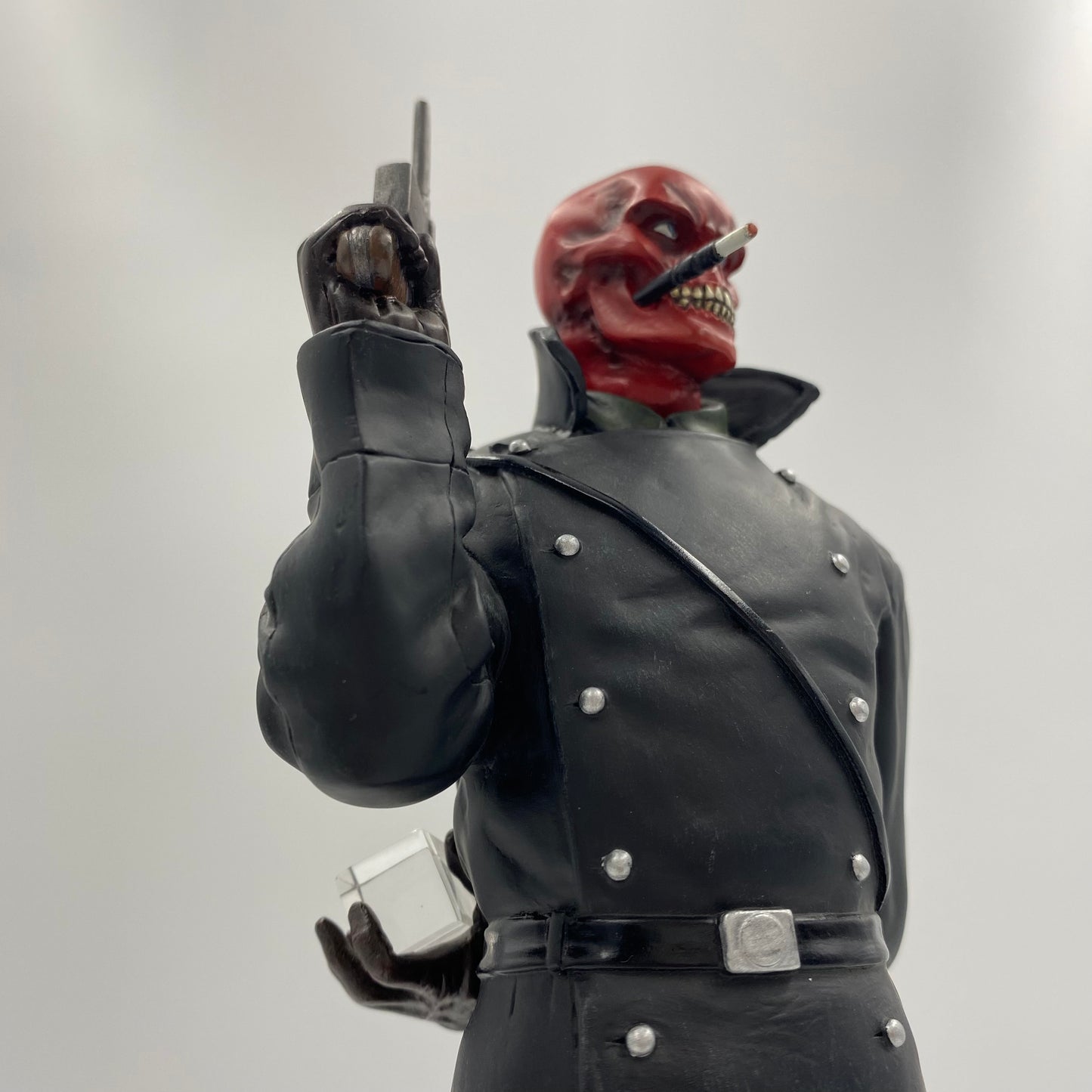 Red Skull statue (2006) Bowen Designs