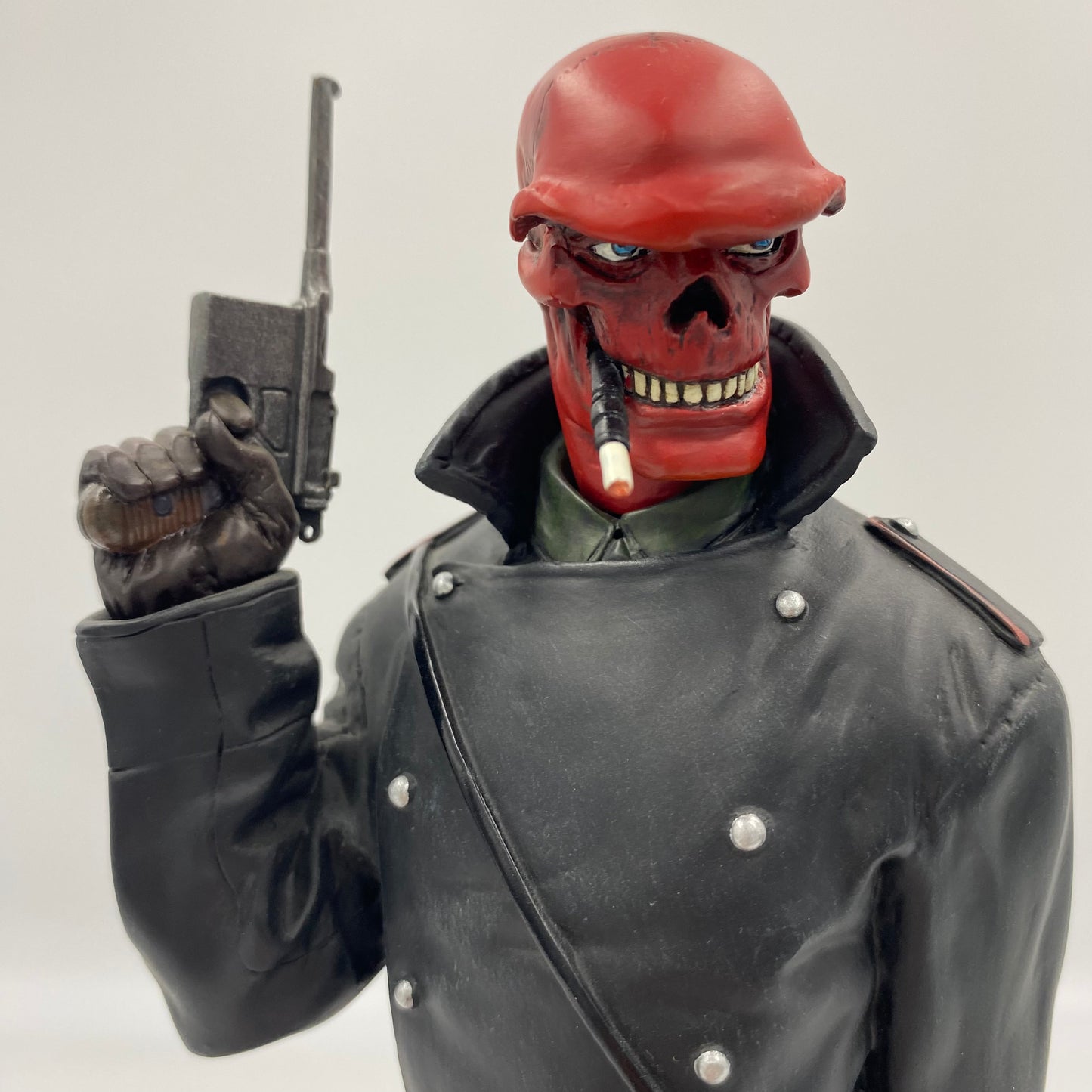 Red Skull statue (2006) Bowen Designs