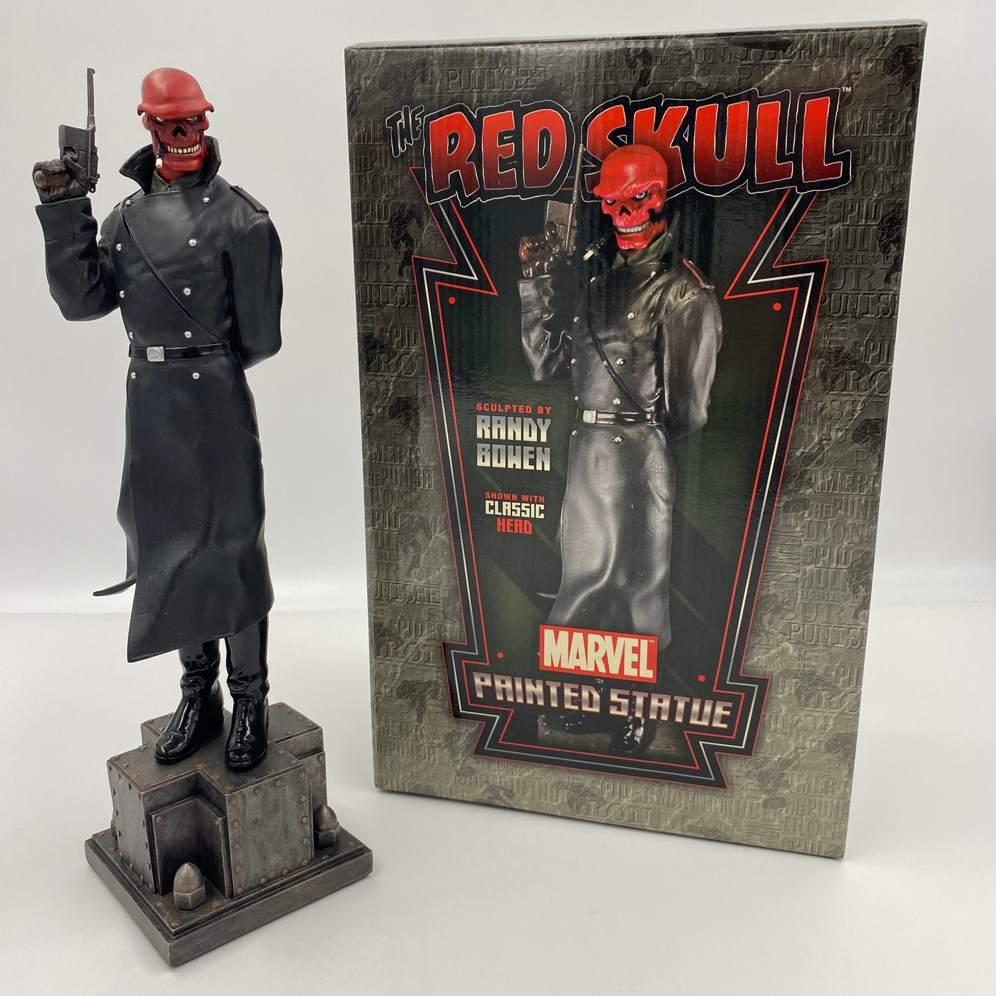 Red Skull statue (2006) Bowen Designs