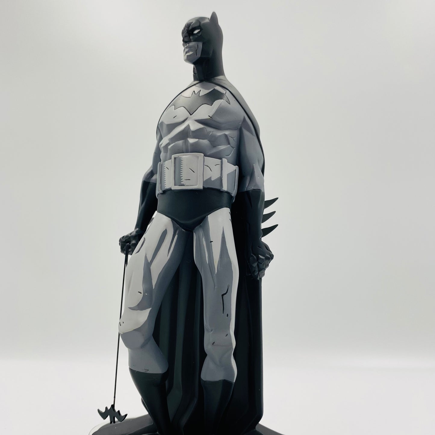 Batman Black & White Mike Mignola 1st edition statue (2006) DC Direct