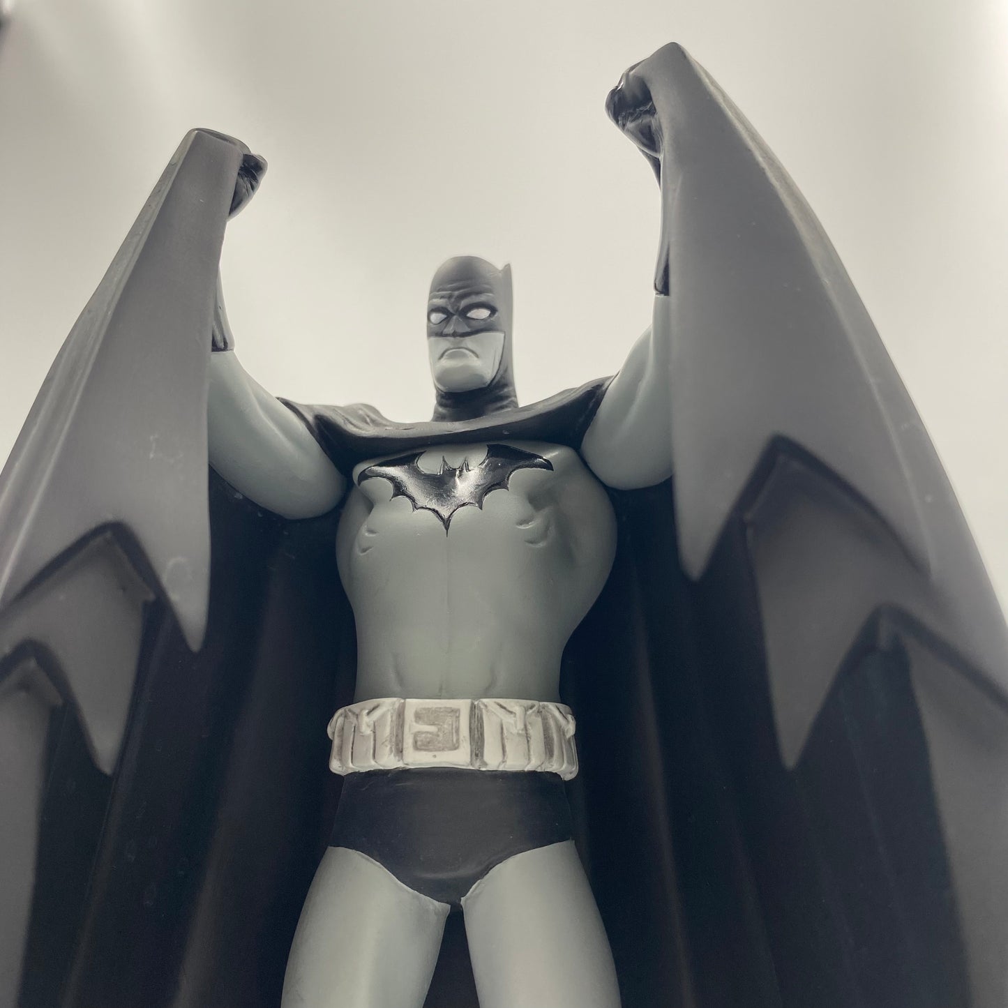 Batman Black & White Matt Wagner statue (2007) DC Direct