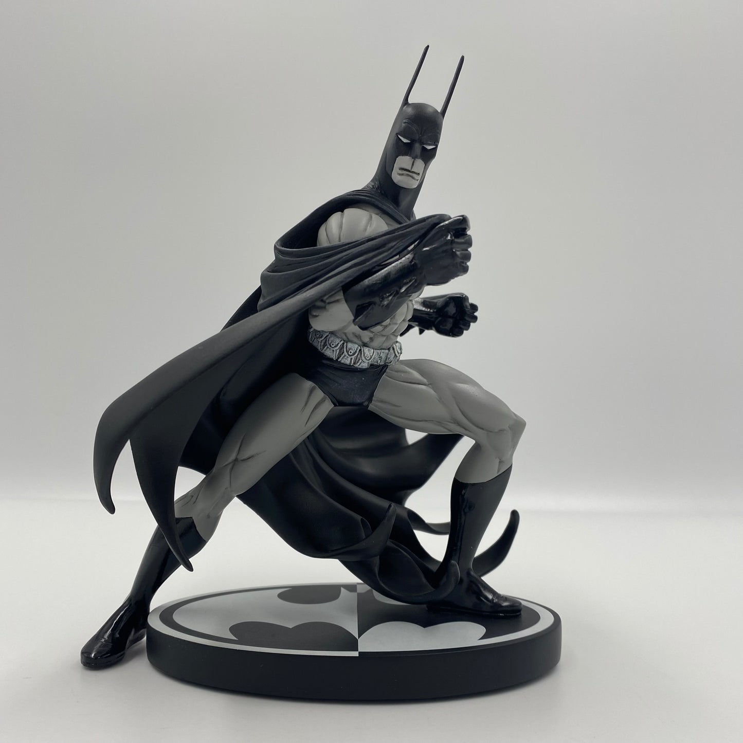 Batman Black & White Tim Sale 1st edition statue (2005) DC Direct