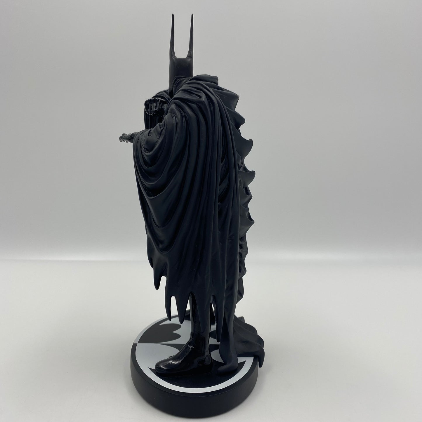 Batman Black & White Kelly Jones 1st edition statue (2006) DC Direct