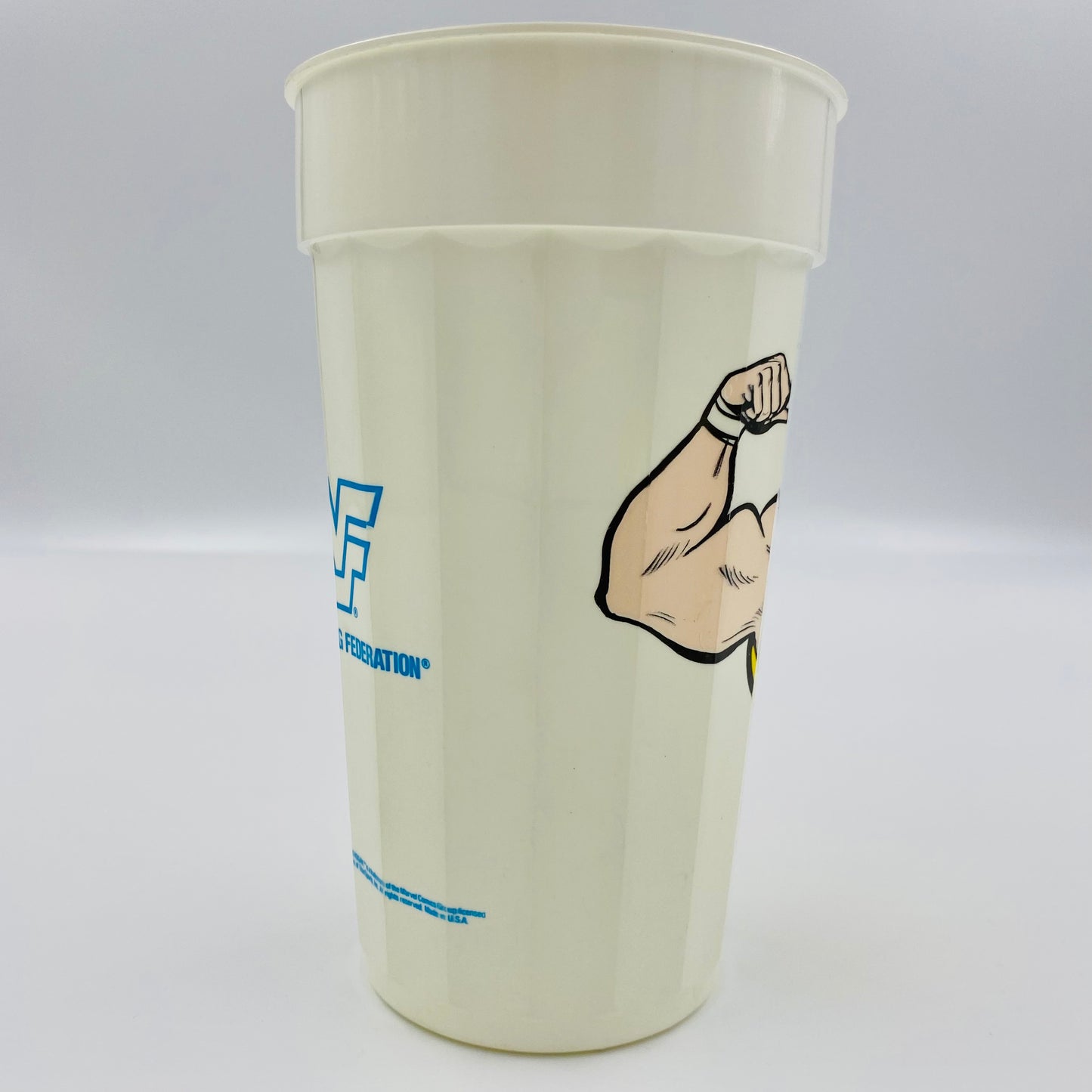 WWF Hulk Hogan plastic 32oz plastic cup (1989)