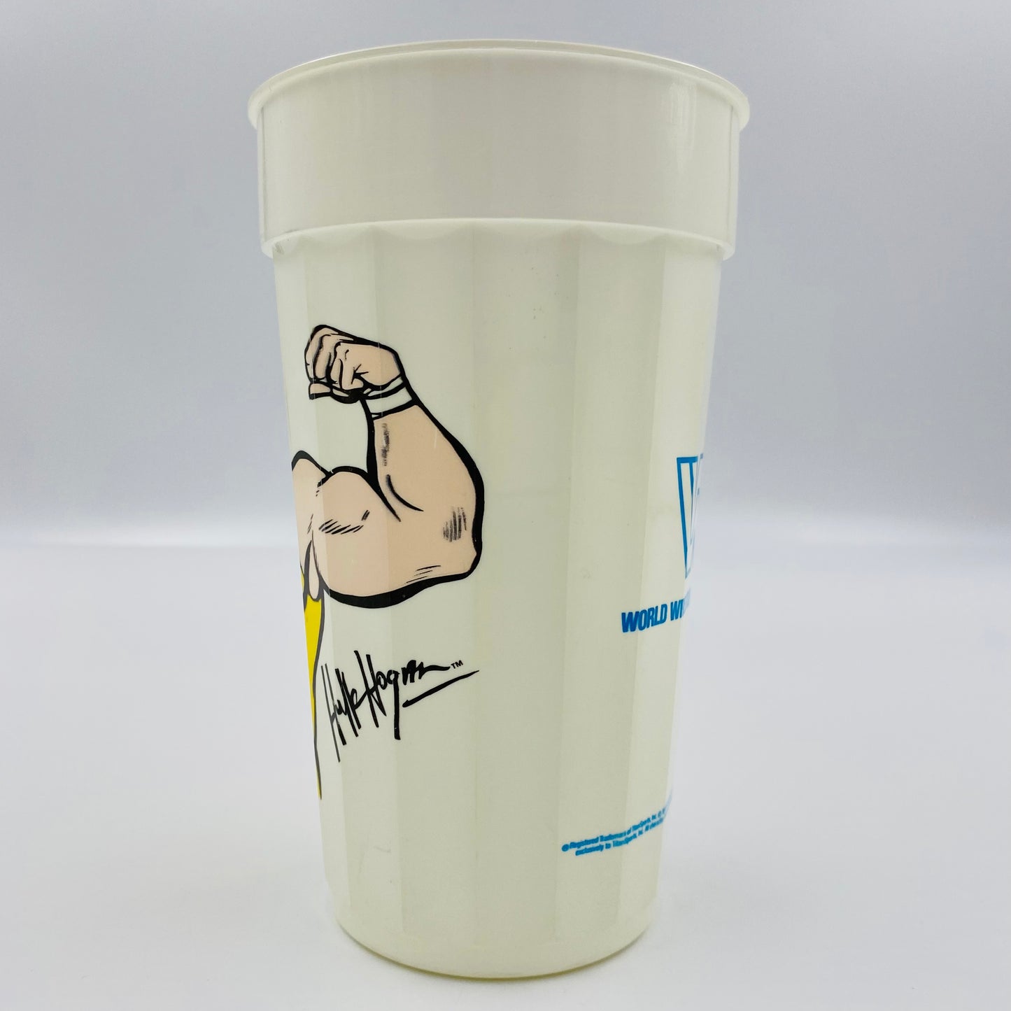 WWF Hulk Hogan plastic 32oz plastic cup (1989)