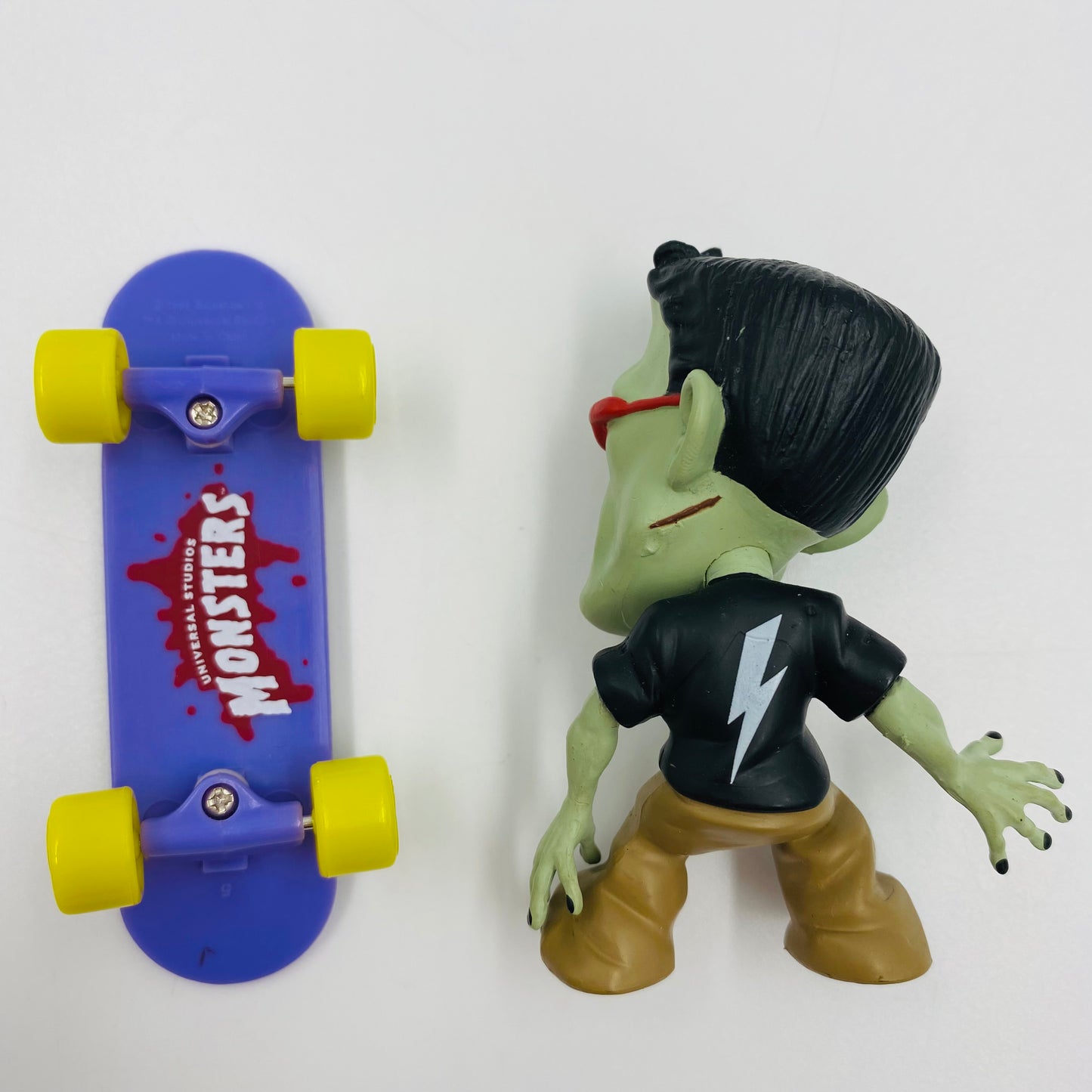 Universal Studios Monsters Little Big Heads Monster Shredders Frankenstein loose action figure w/skateboard (1999) Sideshow