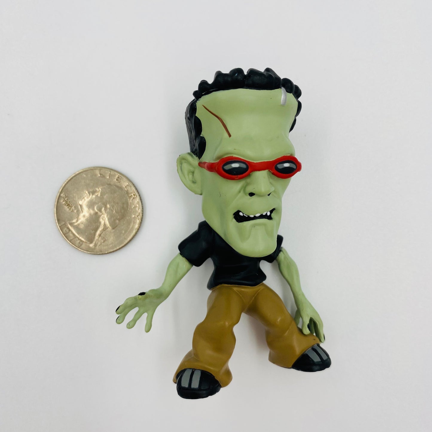 Universal Studios Monsters Little Big Heads Monster Shredders Frankenstein loose action figure w/skateboard (1999) Sideshow