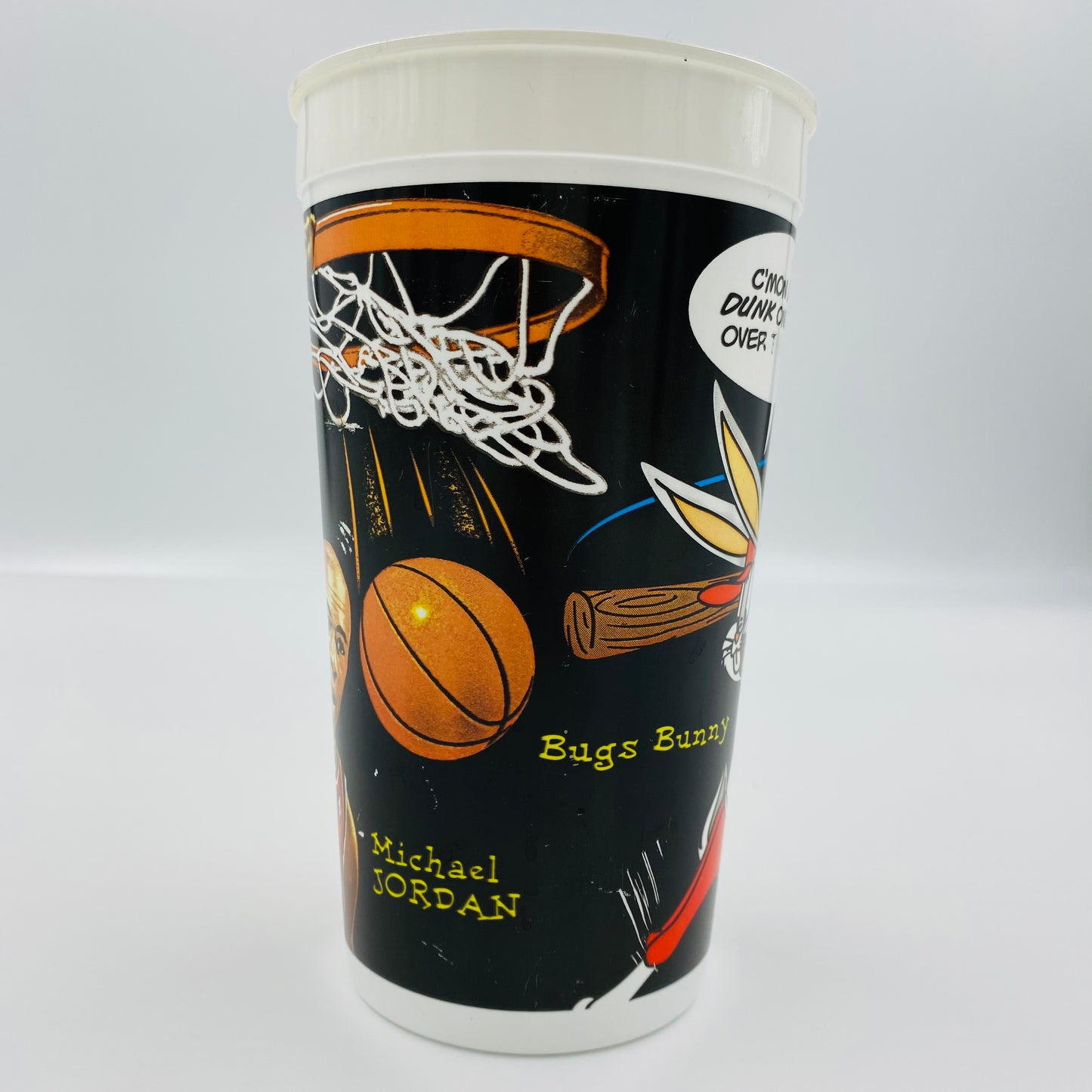 NBA Looney Tunes All-Star Showdown Michael Jordan & Bugs Bunny 32oz plastic cup (1995) McDonald's