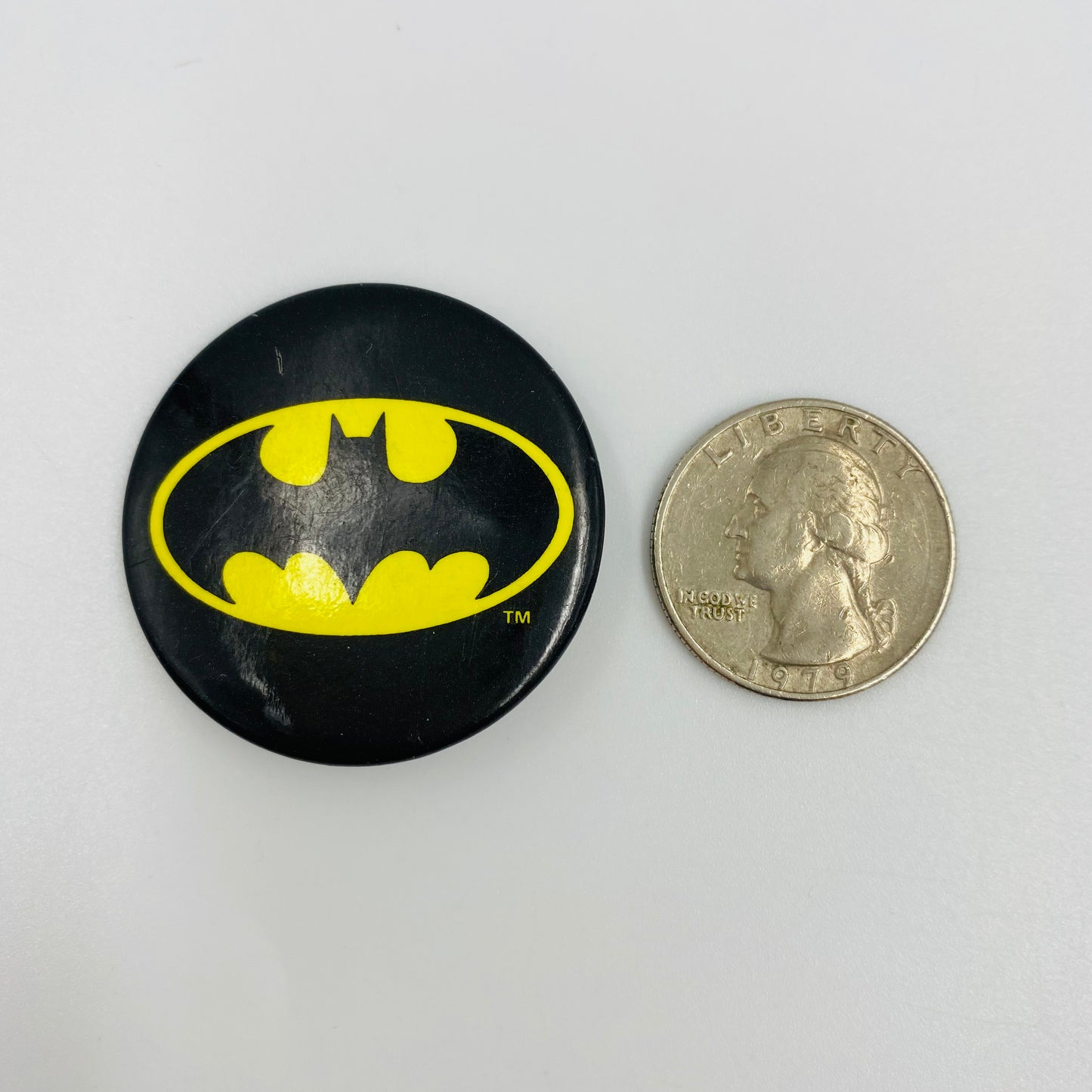 Batman: Oval ’89 Bat Symbol pinback button