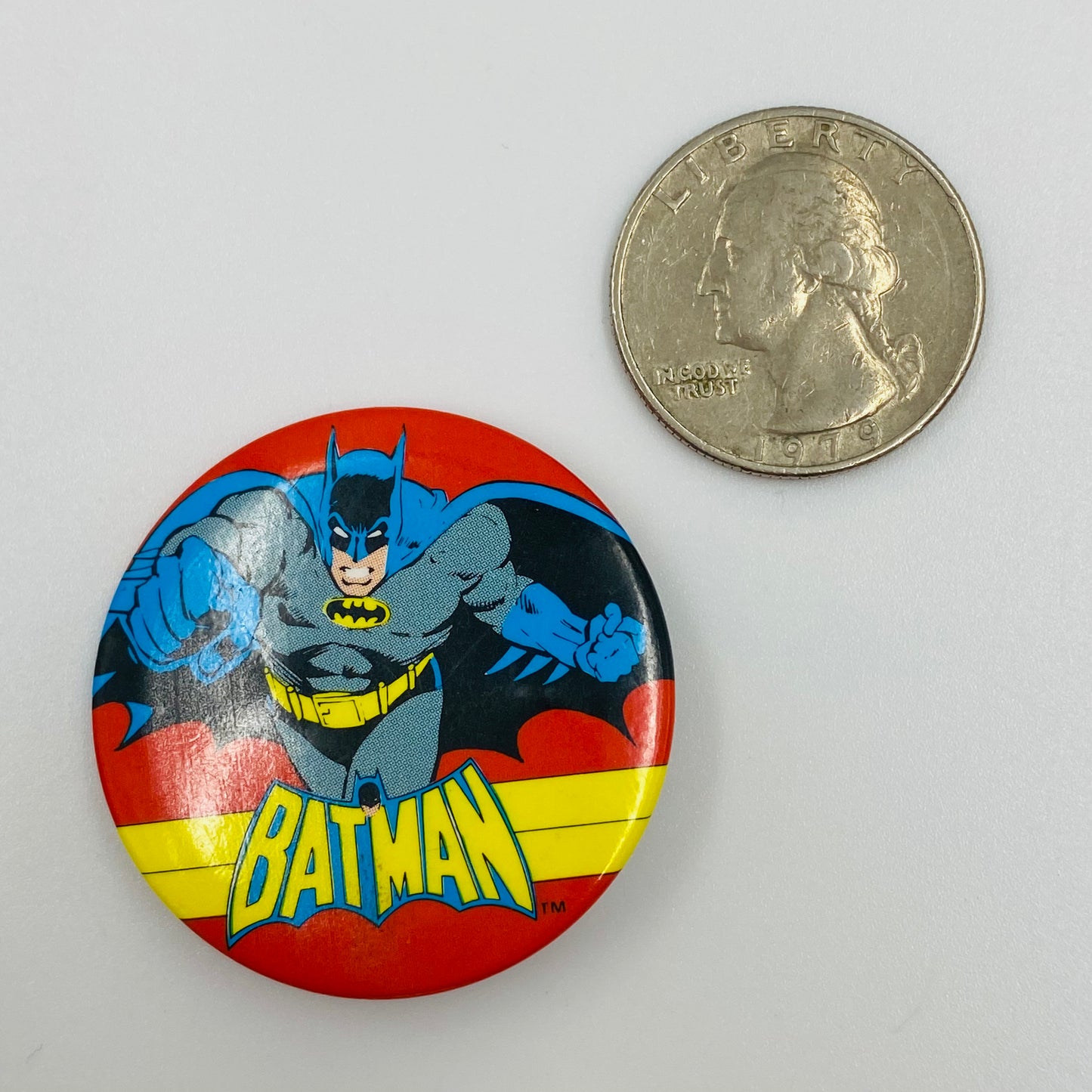 Batman: Logo Band pinback button (1982)