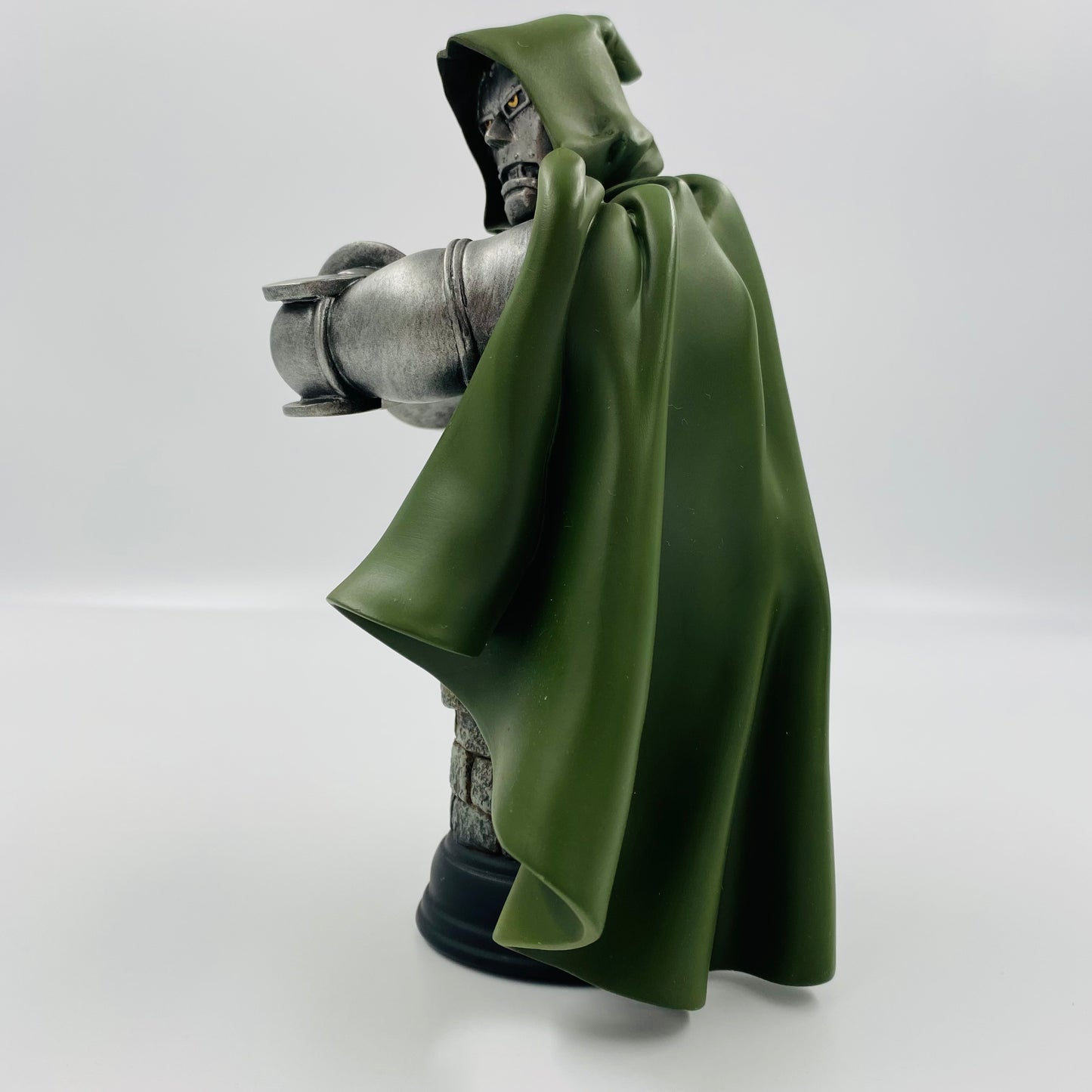 Doctor Doom Marvel mini-bust (2004) Bowen Designs