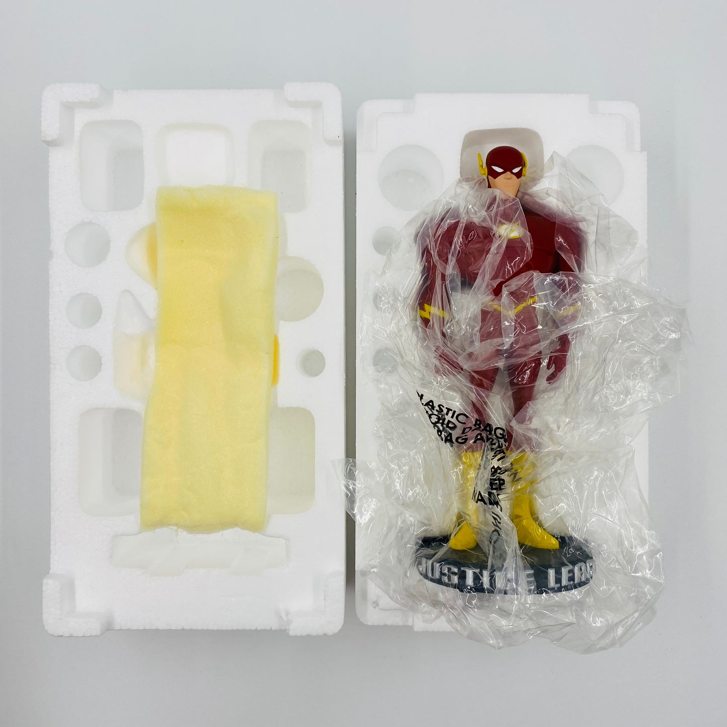 Justice League The Animated Series: The Flash maquette (2002) DC Direct