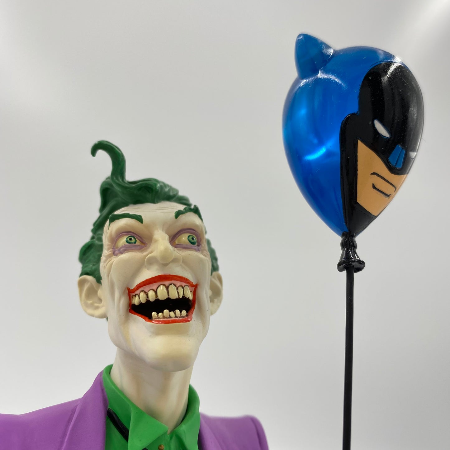 The Joker classic mini-bust (2002) DC Direct