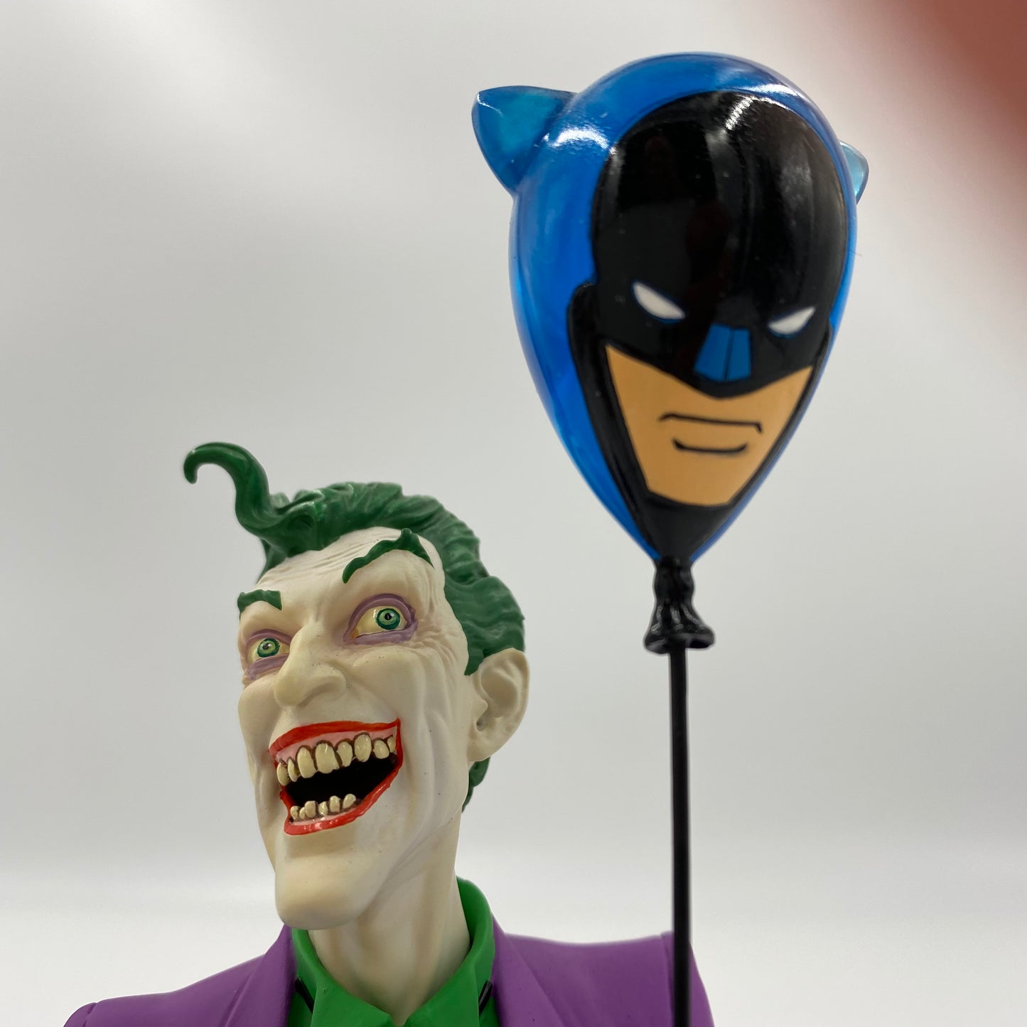 The Joker classic mini-bust (2002) DC Direct